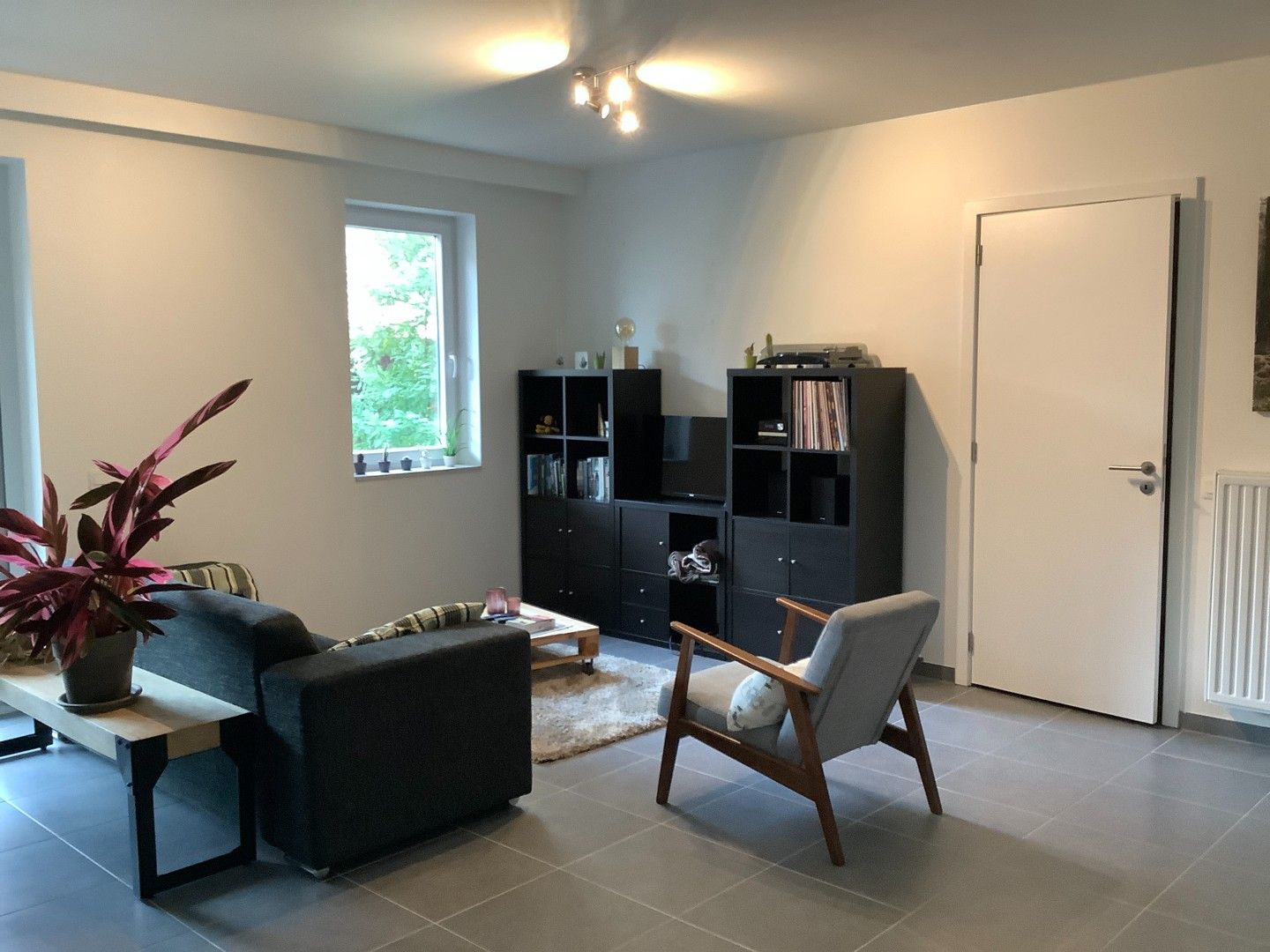 Appartement te huur foto {{pictureIndex}}