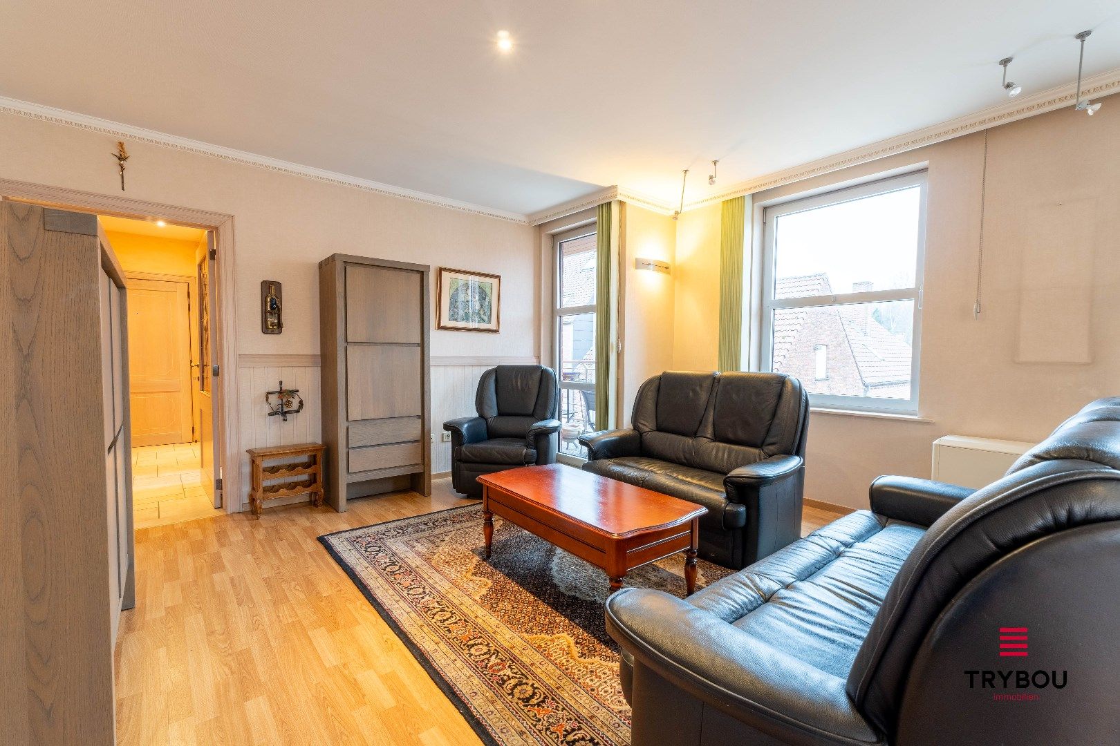 Ruim woon-appartement (120m²) met zicht op de Markt van Houthulst foto 5