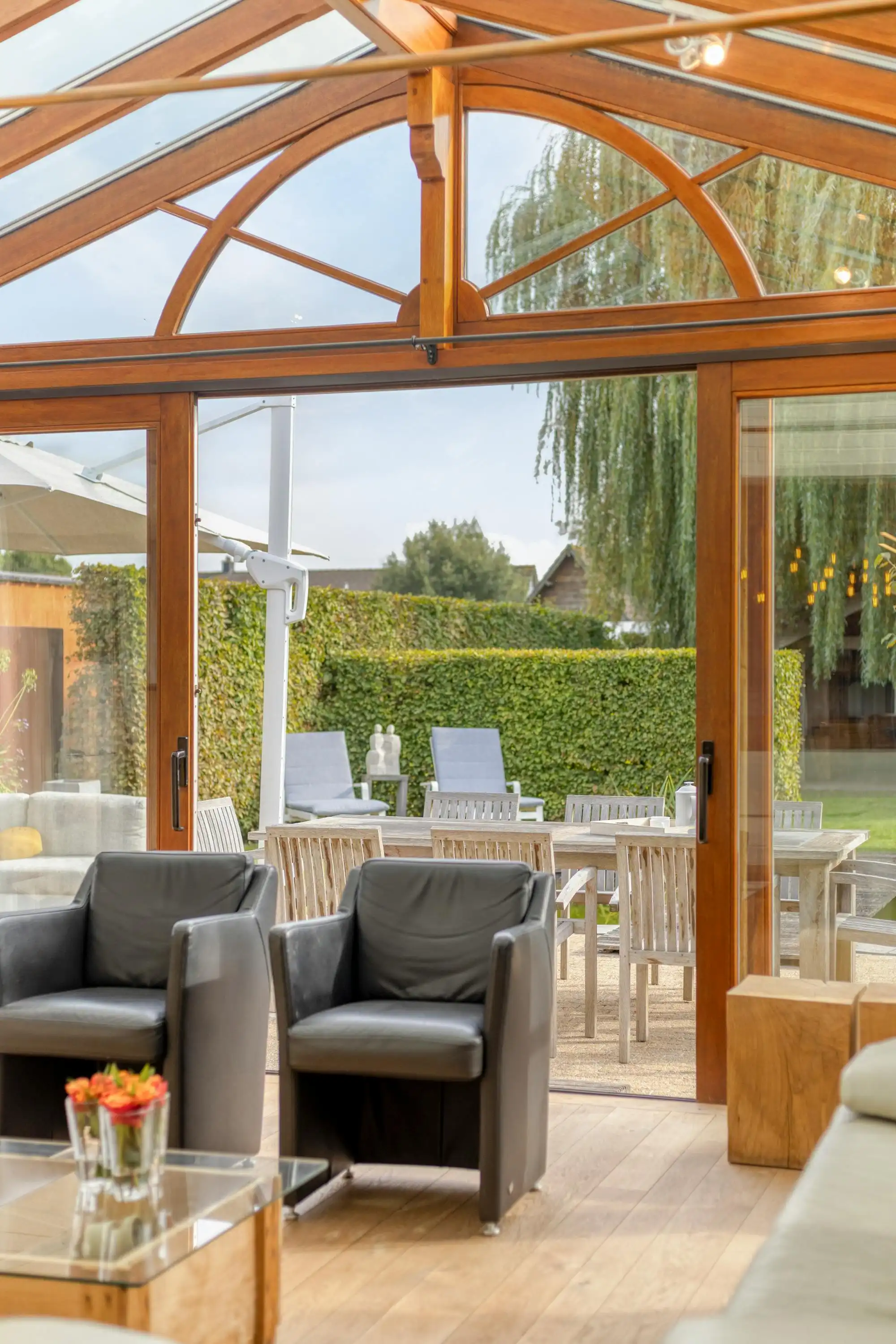 Karaktervolle woning met ruime leefruimtes en prachtige tuin foto 10