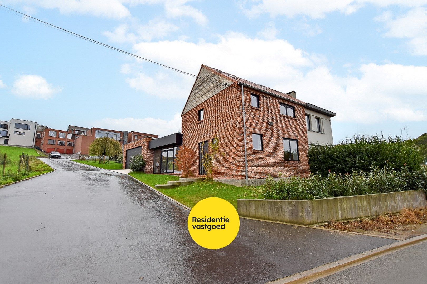 Halfopen nieuwbouwwoning aan de voet van de Zwarte Berg foto 13