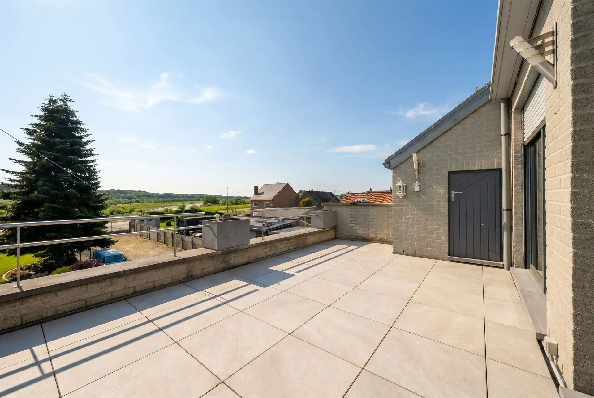 Grotestraat 332/2 – genieten van comfort, sauna, ruime inpandige garage, prachtig aangelegde tuin en een uniek uitzicht over de Maas! foto 23