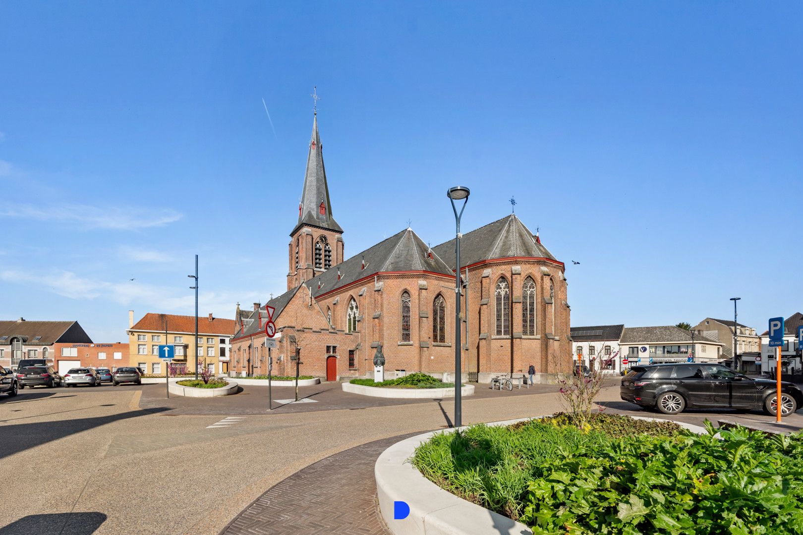 Instapklare kantoorruimte met appartement centrum Meulebeke foto 4