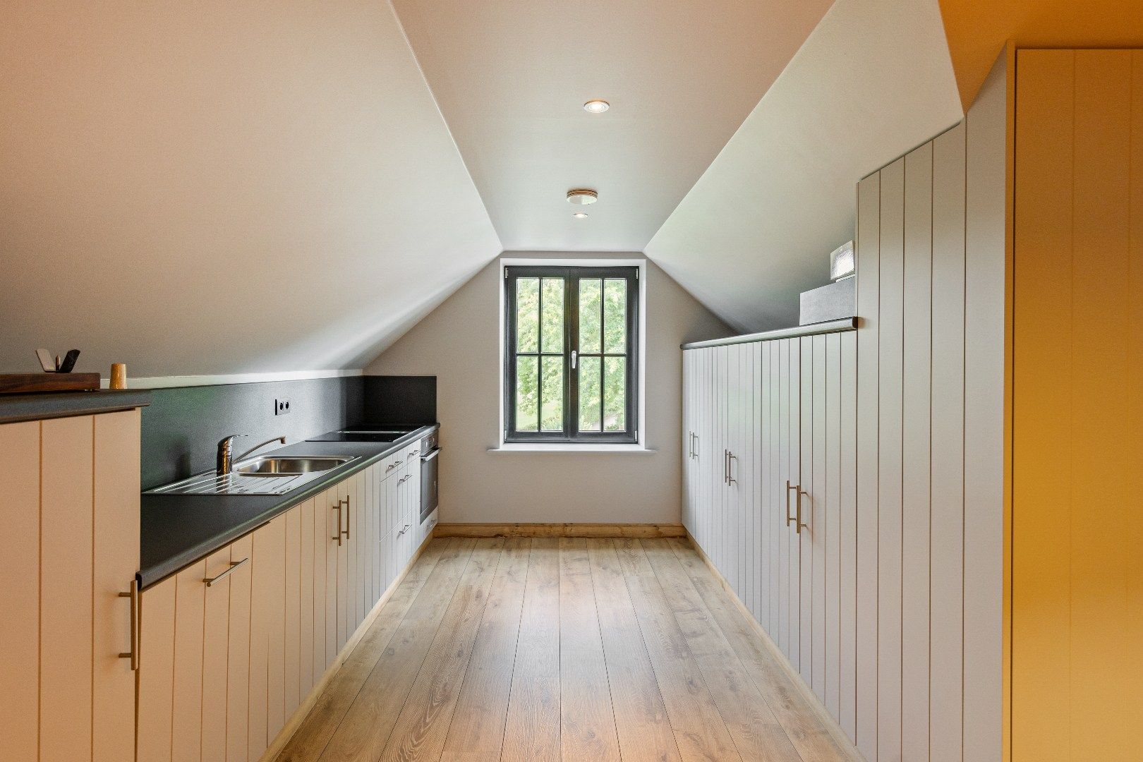 Prachtige landelijke villa met gezinstuin en graslanden op 32.558m² foto 28