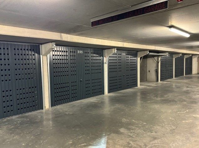 Gesloten garagebox in een centraal gelegen residentie in het Zoute  foto 4