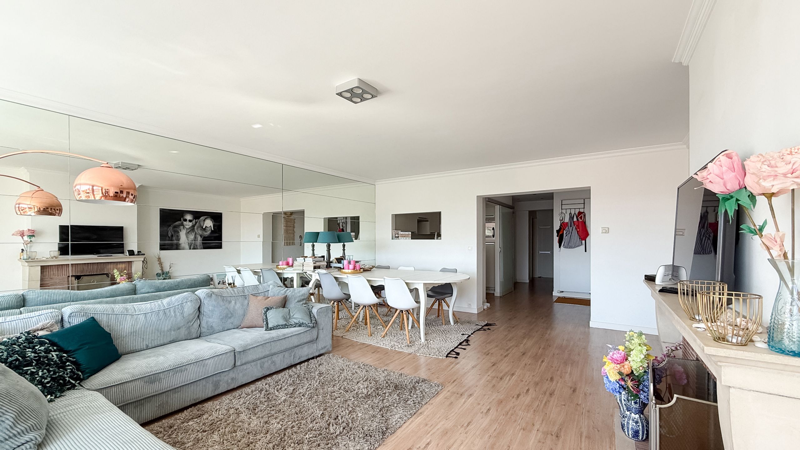 Ruim 1-slaapkamerappartement op toplocatie Kustlaan – Zoute foto 5