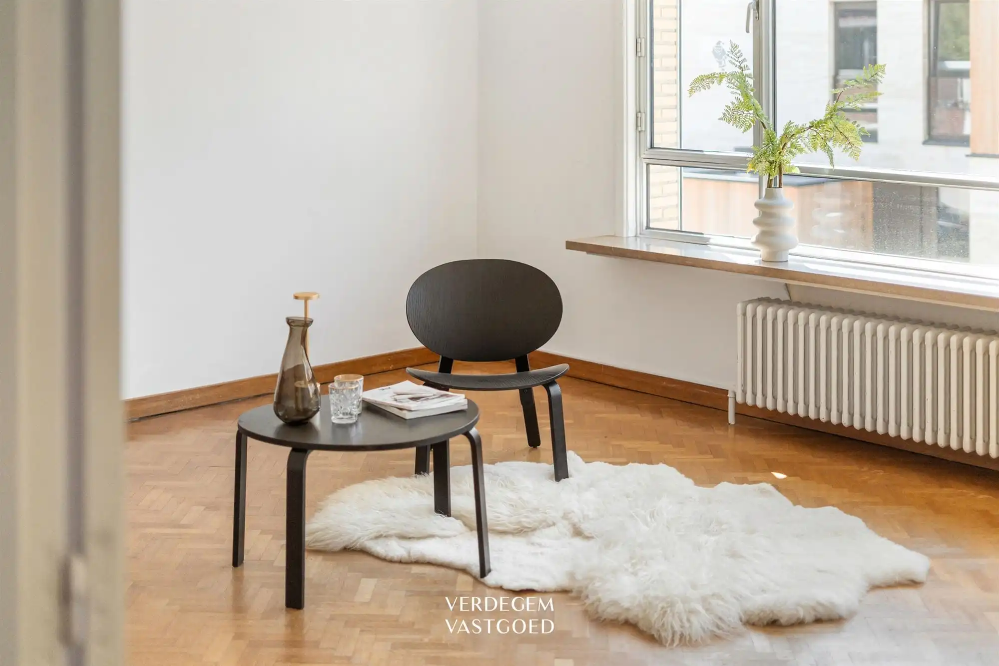Lichtrijk en ruim appartement met 2 slaapkamers, terras en garage foto 4