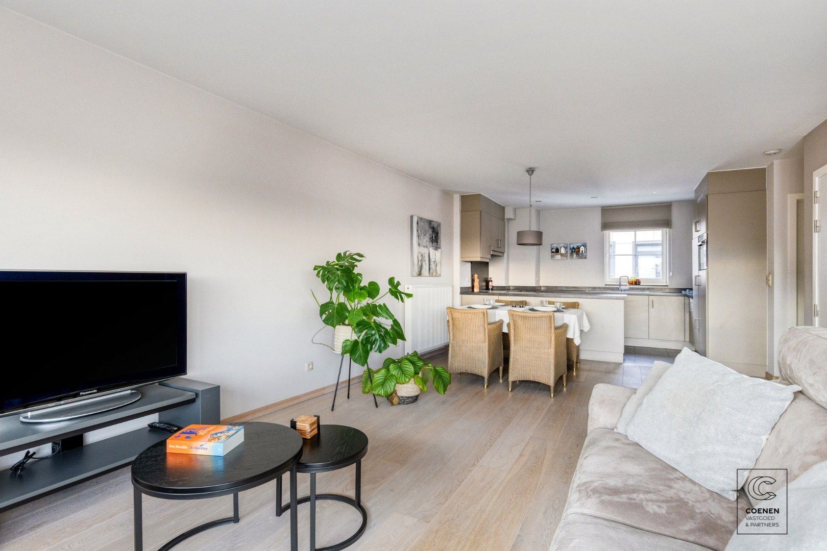 Prachtig duplux appartement met een bew. opp. van 120 m², twee slpk en 2 x terras op een absolute toplocatie te  centrum Lier! foto 5