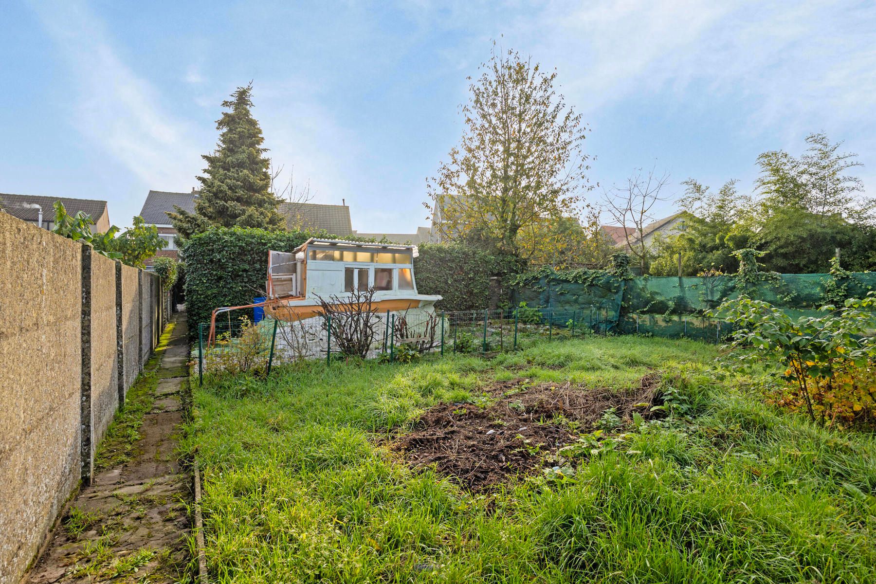 Gezinswoning met 5 slaapkamers, ruime garage en grote tuin foto 28