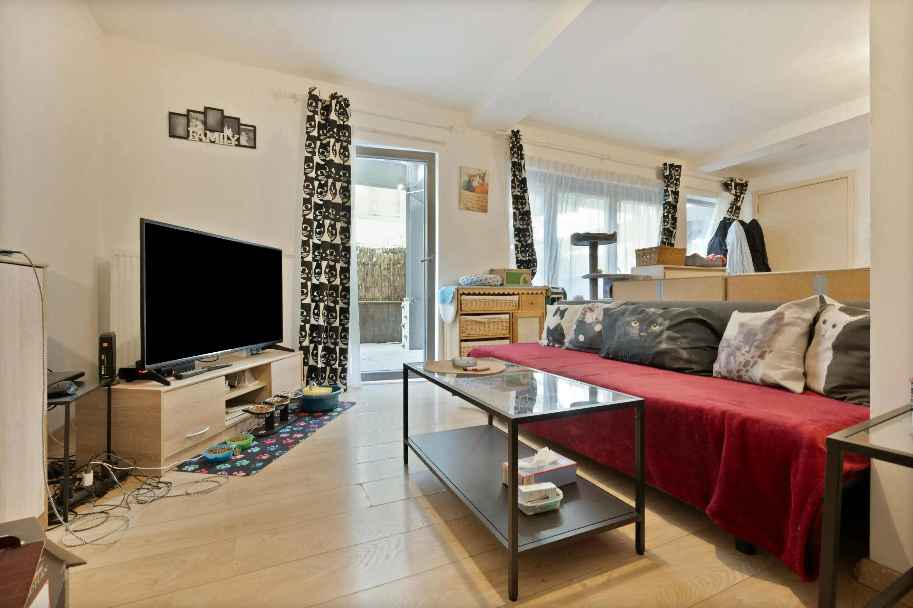 Grote studio te koop met aparte slaapruimte in het centrum  foto 6