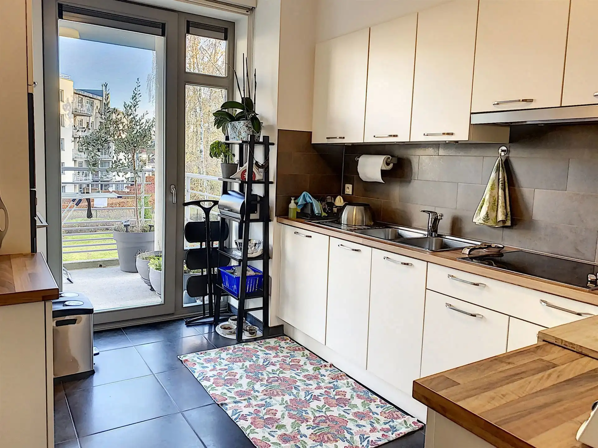 Mooi appartement met 2 slaapkamers + parkeerplaats foto 5