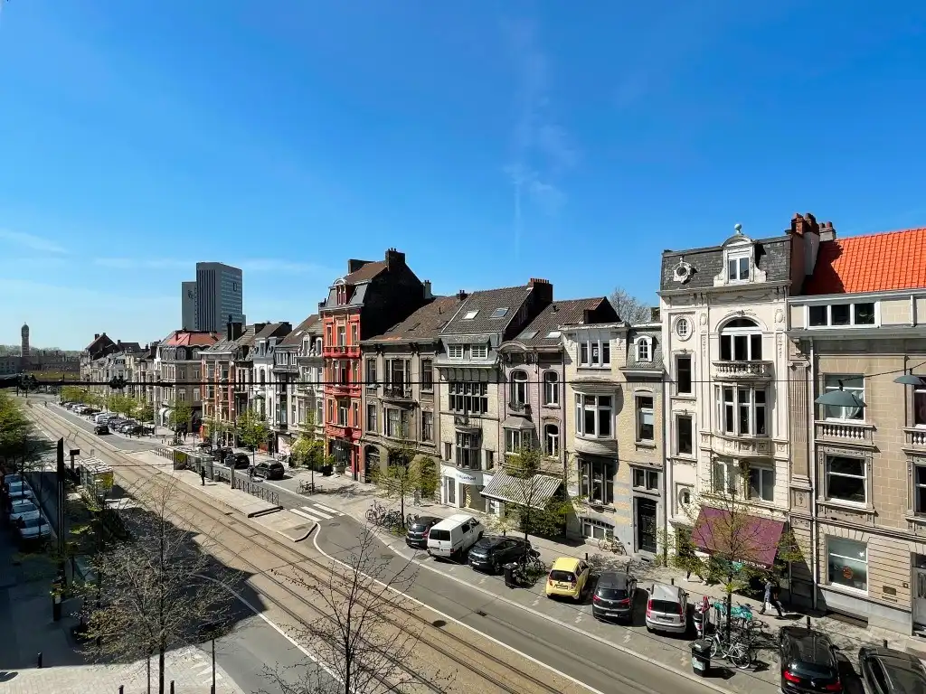 Ruim instapklaar appartement met 3 slaapkamers foto 6