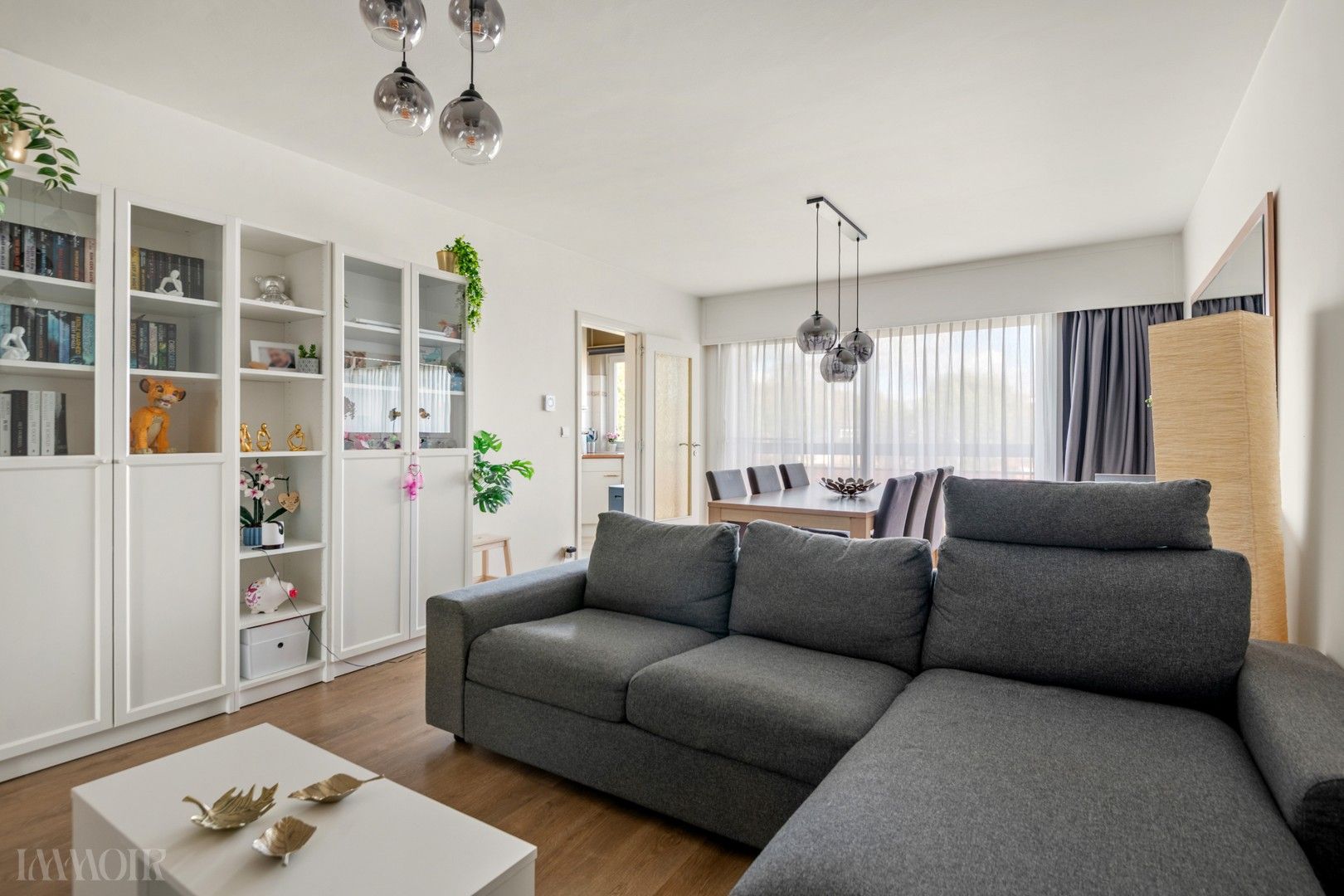 Instapklaar appartement met tuin en garage in Kapellen. foto 2