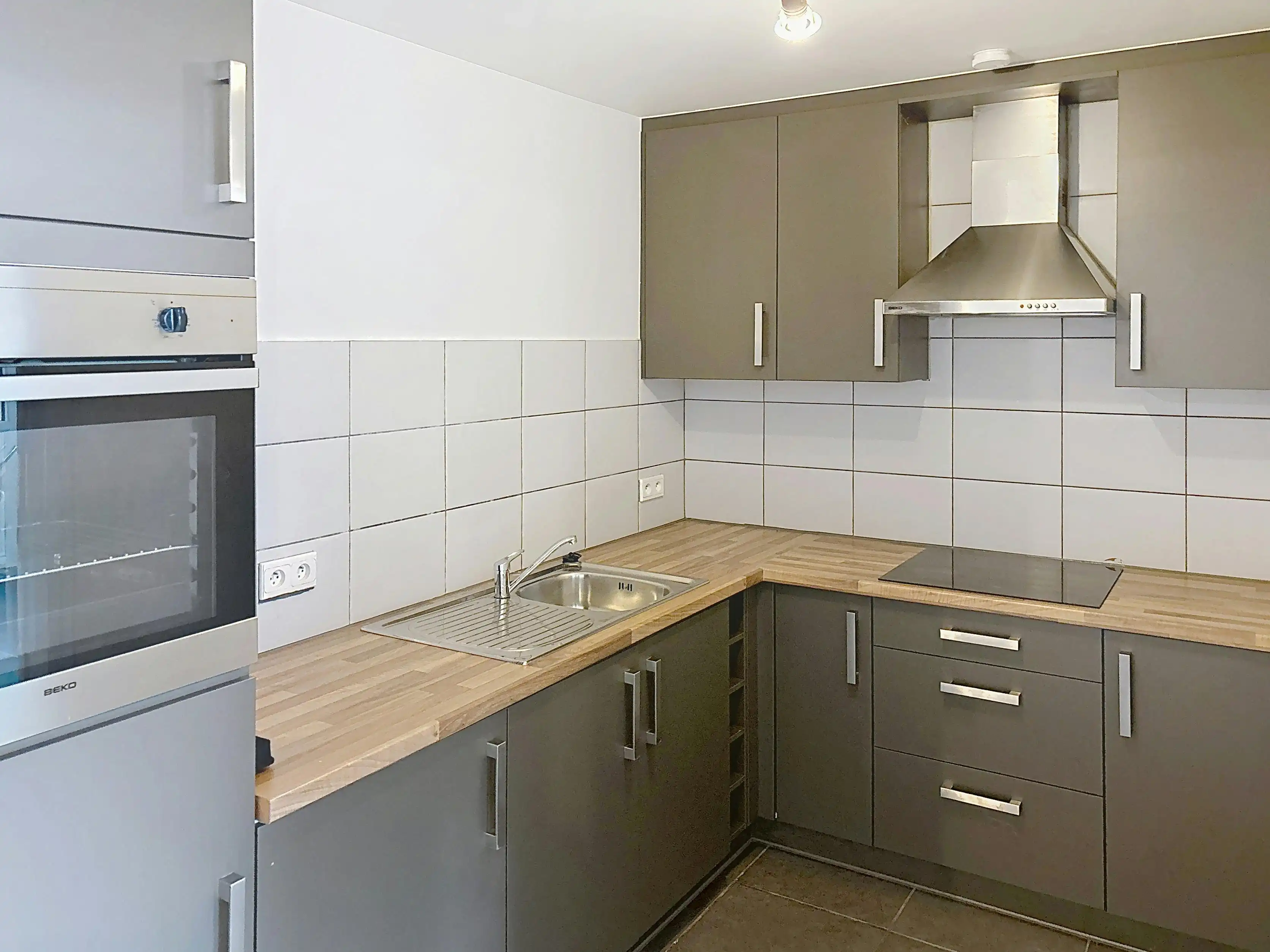 Ideaal starters of investeringsappartement te Kortrijk foto 4