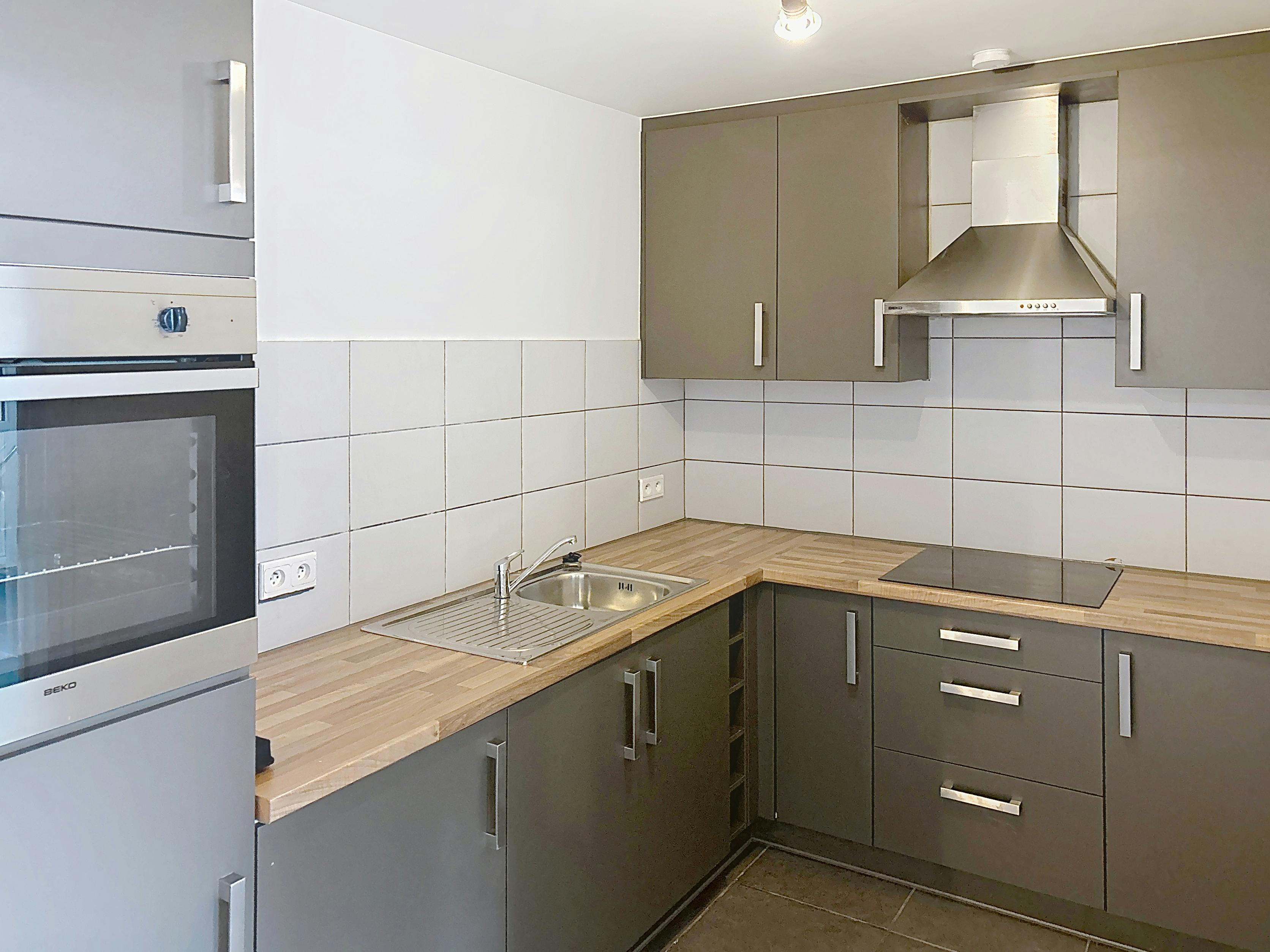 Ideaal starters of investeringsappartement te Kortrijk foto 4