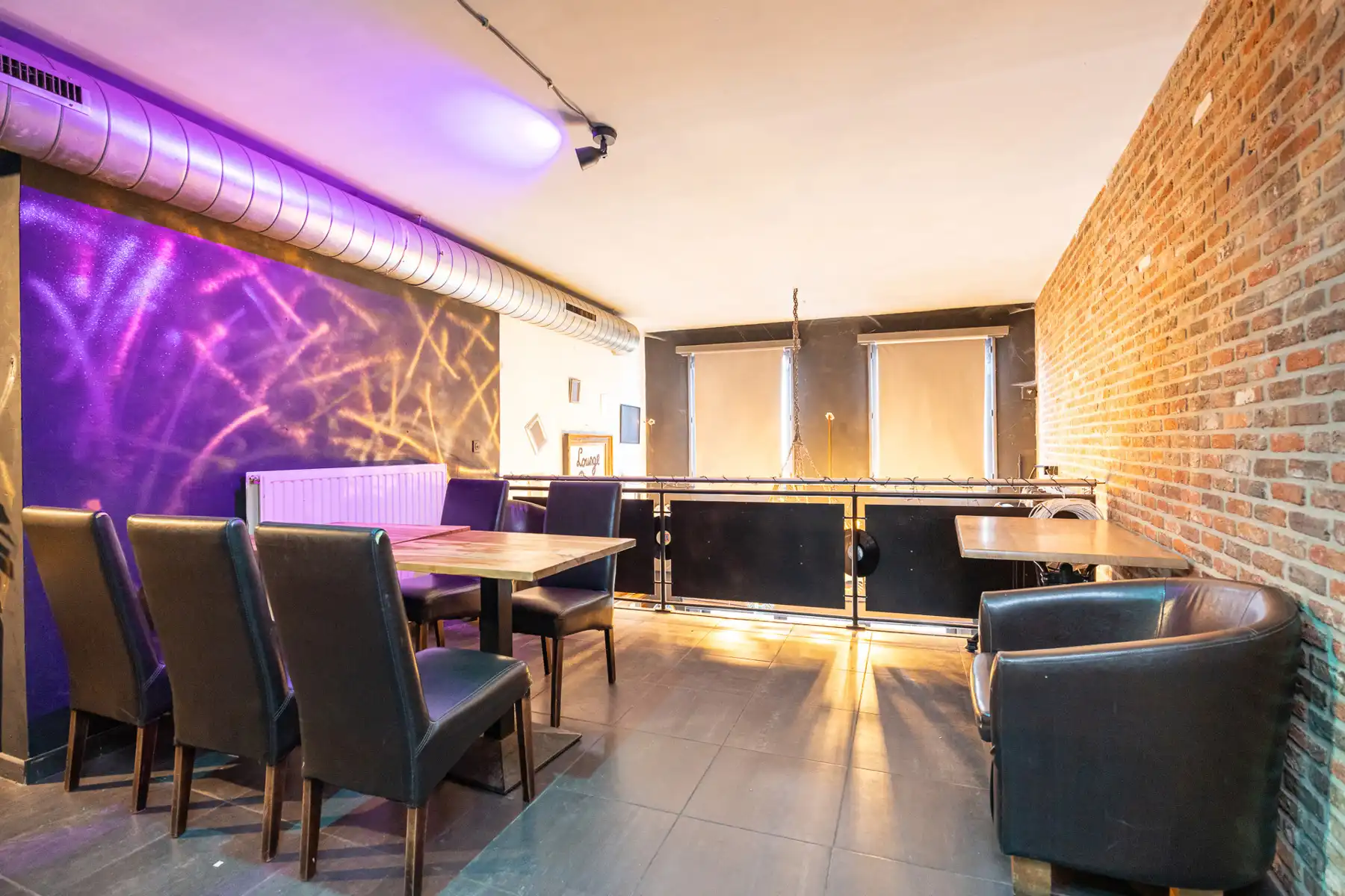 Café Saloed – Instapklaar horecapand met groot terras en ruime bovenverdiepingen foto 14