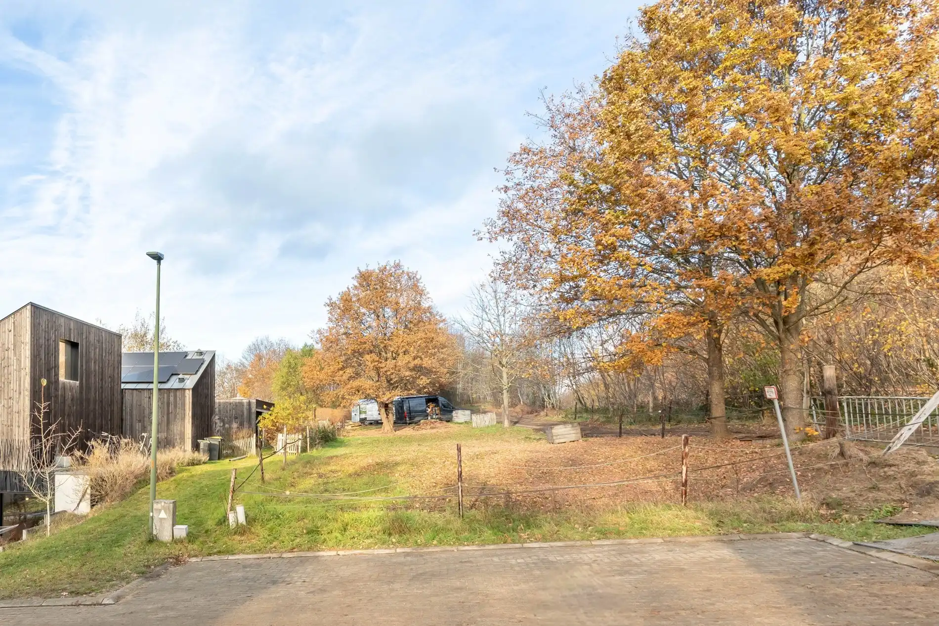 Knappe bouwgrond op residentiele locatie! foto 5