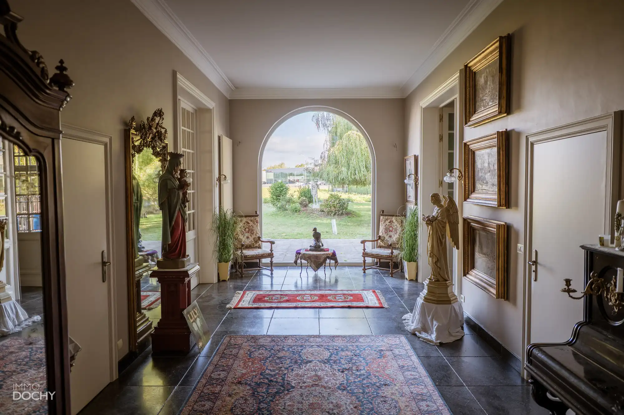 Ruime villa met veel mogelijkheden foto 5