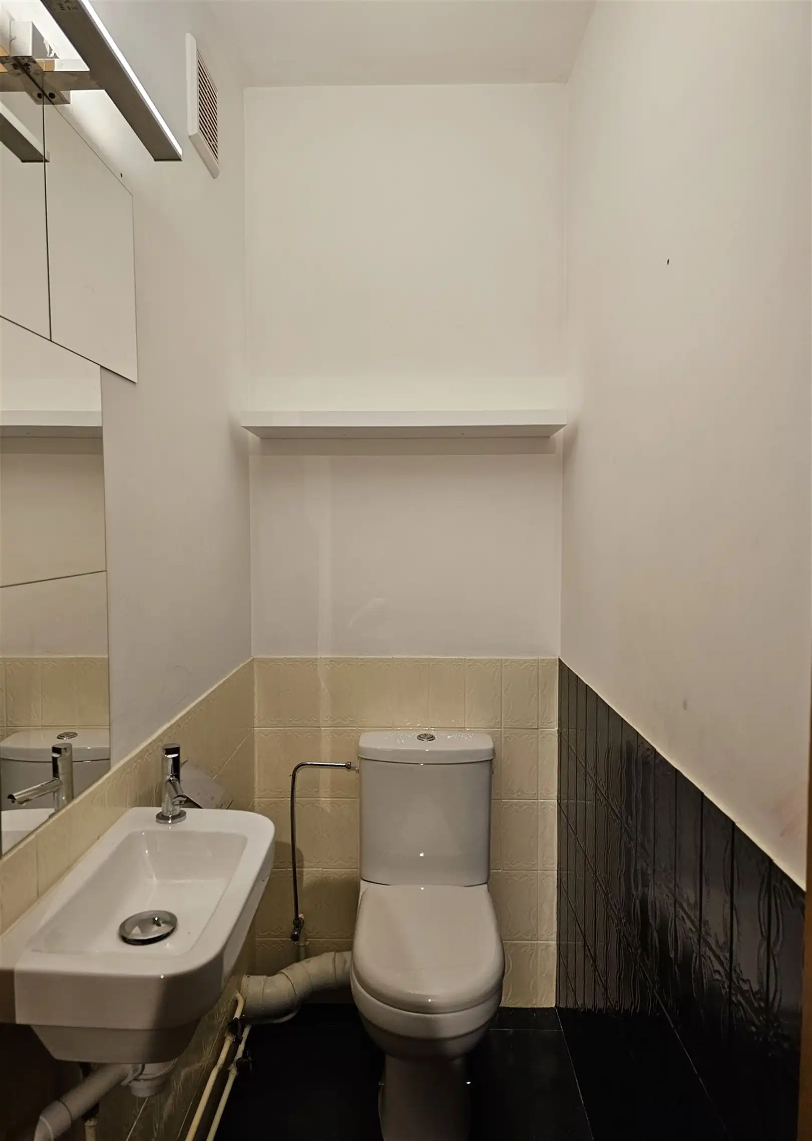 Appartement met 2 slpks en staanplaats. foto 4