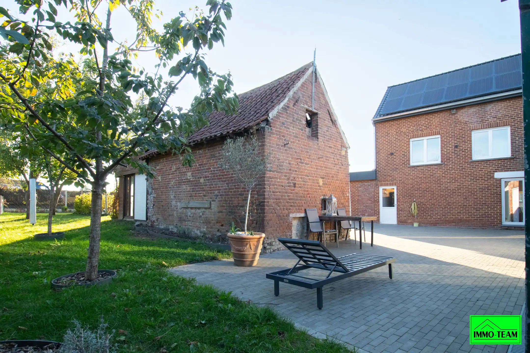 Prachtig gerenoveerde woning met heel wat potentieel foto 24