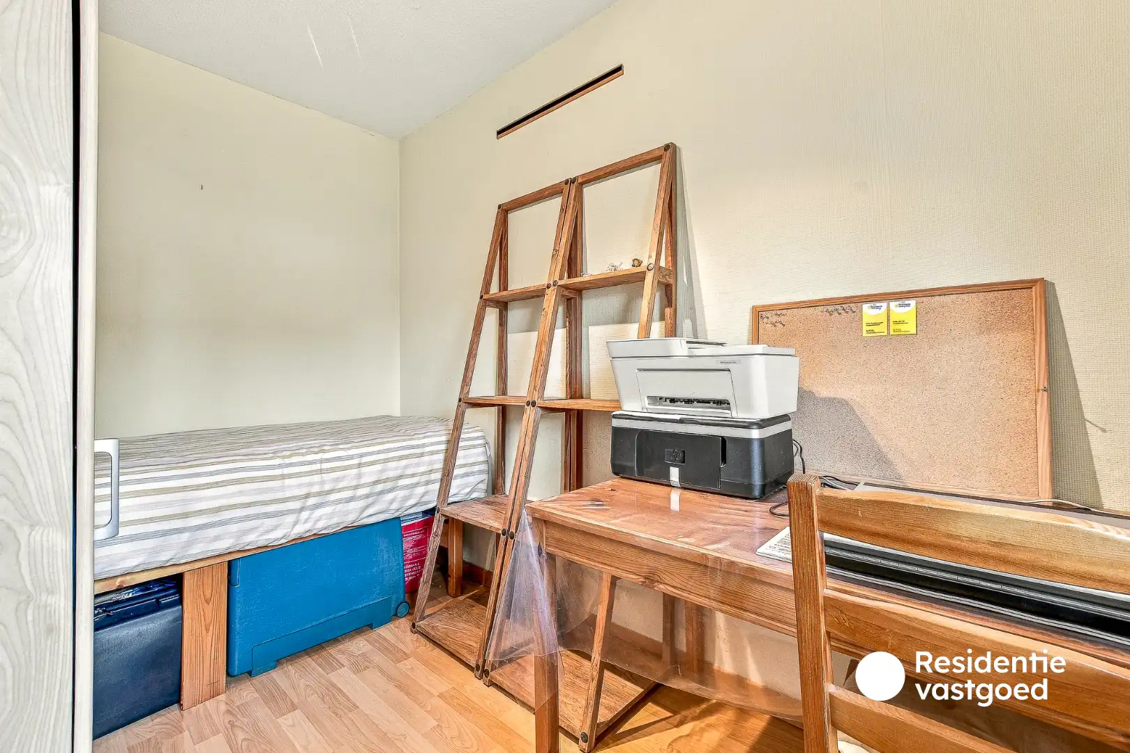 Instapklaar éénslaapkamerappartement met terras en zwembad te Bredene! foto 9