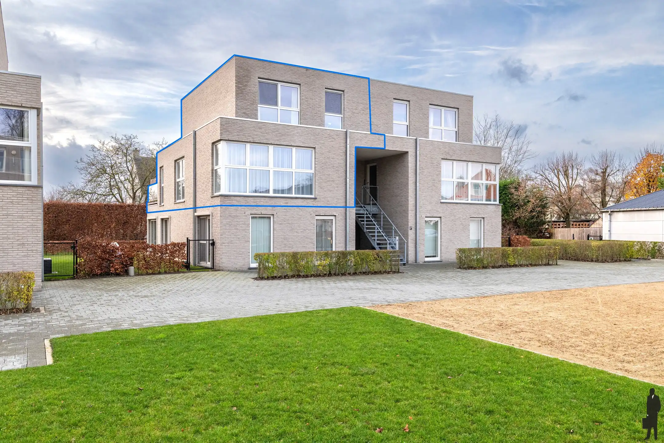 Ruim, lichtrijk duplex appartement met 3 slpk. op wandelafstand van het centrum foto 18