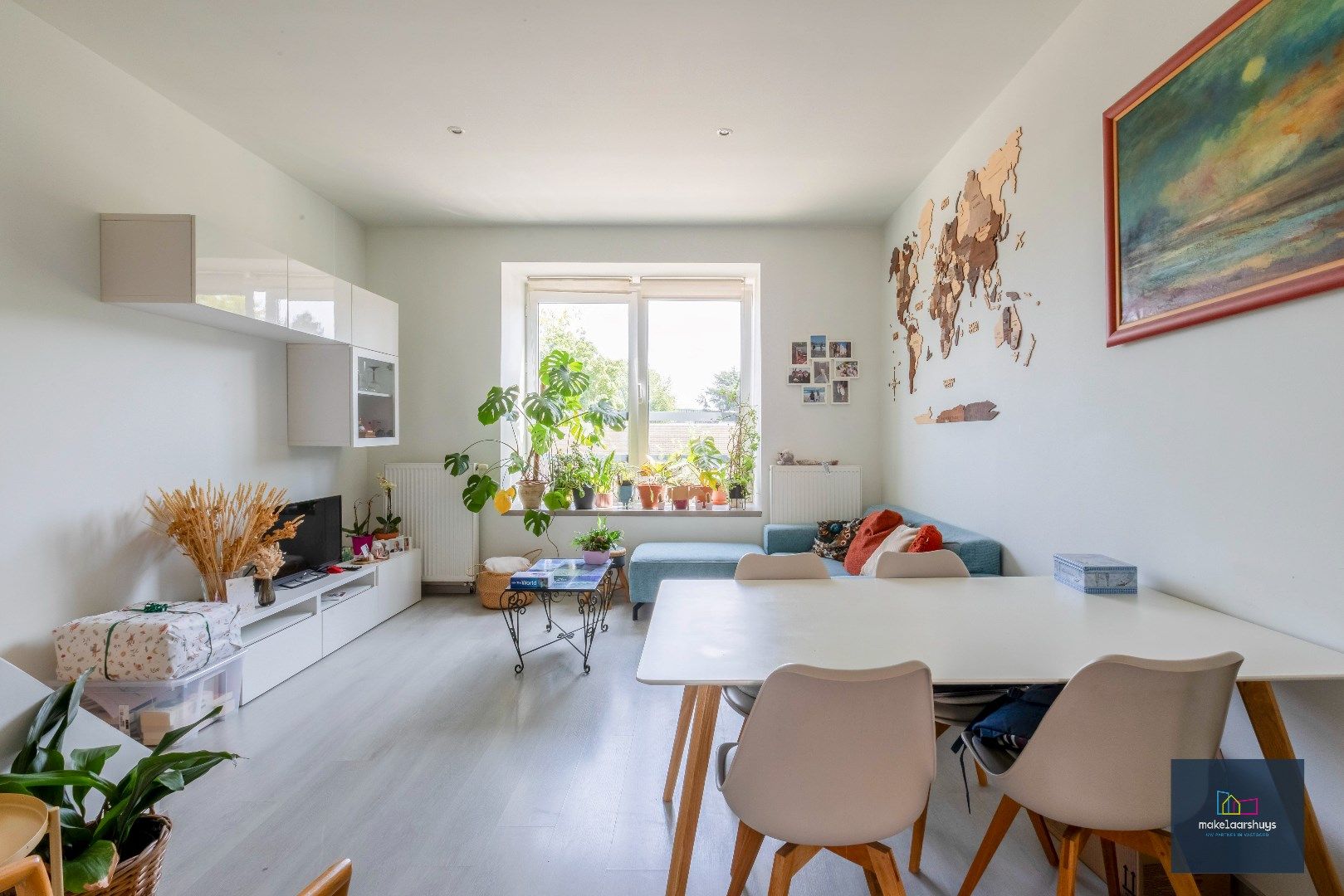 Eigendom met handelsgelijkvloers en duplexappartement  foto 3