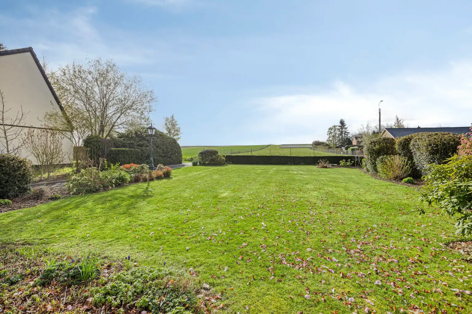 karaktervolle villa met ruime tuin  foto 5