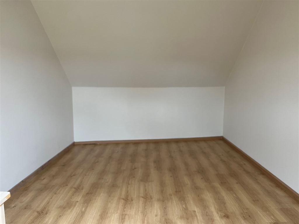 Gezellig en instapklaar triplex appartement met 2 slaapkamers in het centrum van Opoeteren foto 13