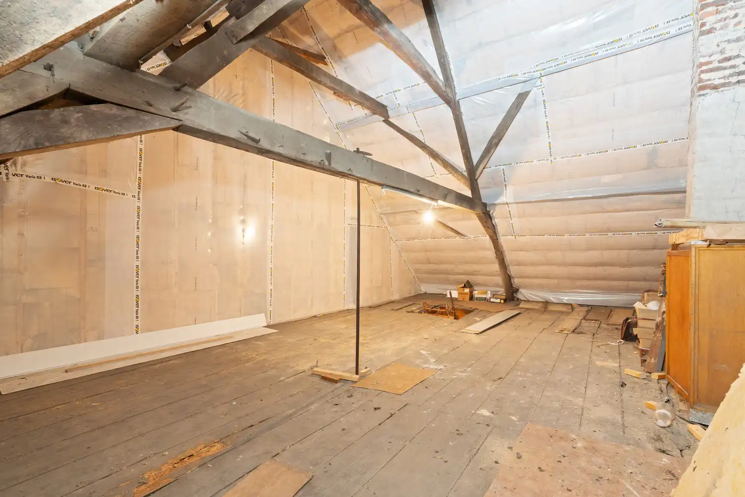 Handelspand met woonst en garage te Ruiselede. foto 25