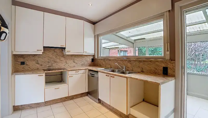 Te renoveren woonhuis van 81m² + garage op 9 are foto 10