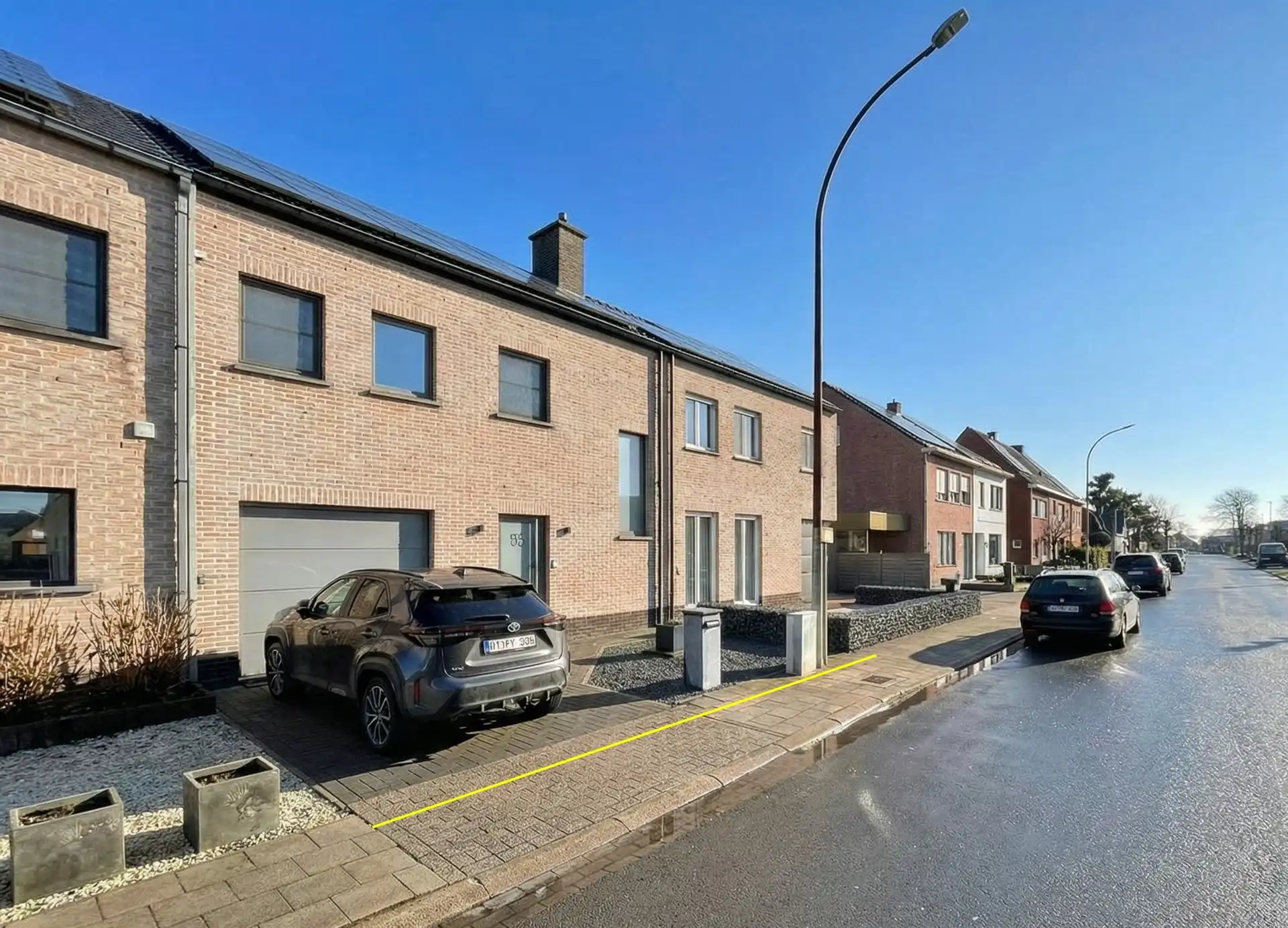 Instapklare gezinswoning met 3 slaapkamers en gezellige tuin! foto {{pictureIndex}}