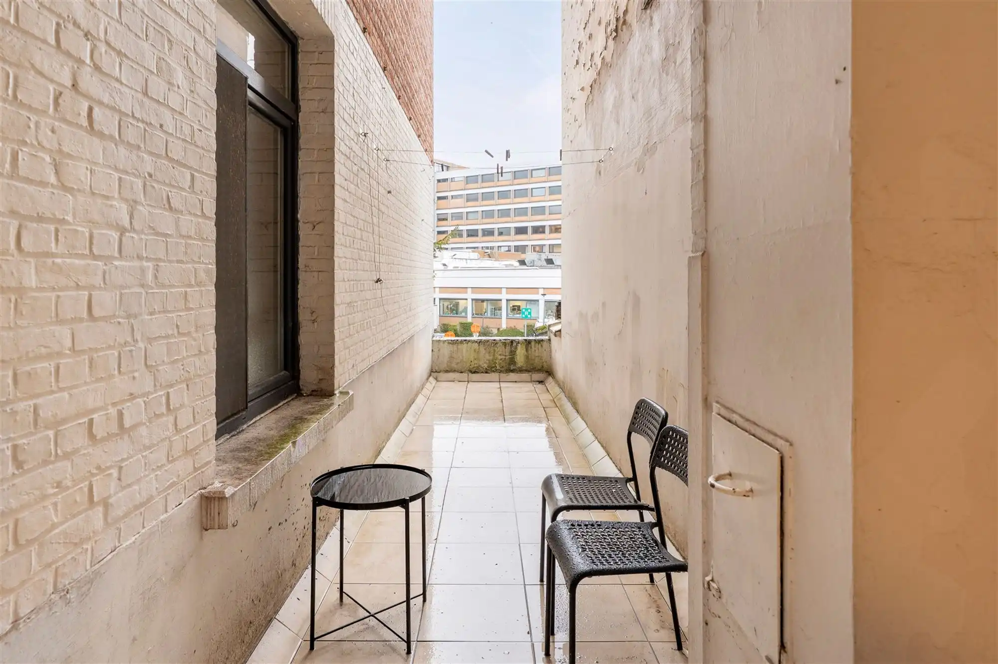 Gemeubeld appartement met 2 slk + terras foto 8