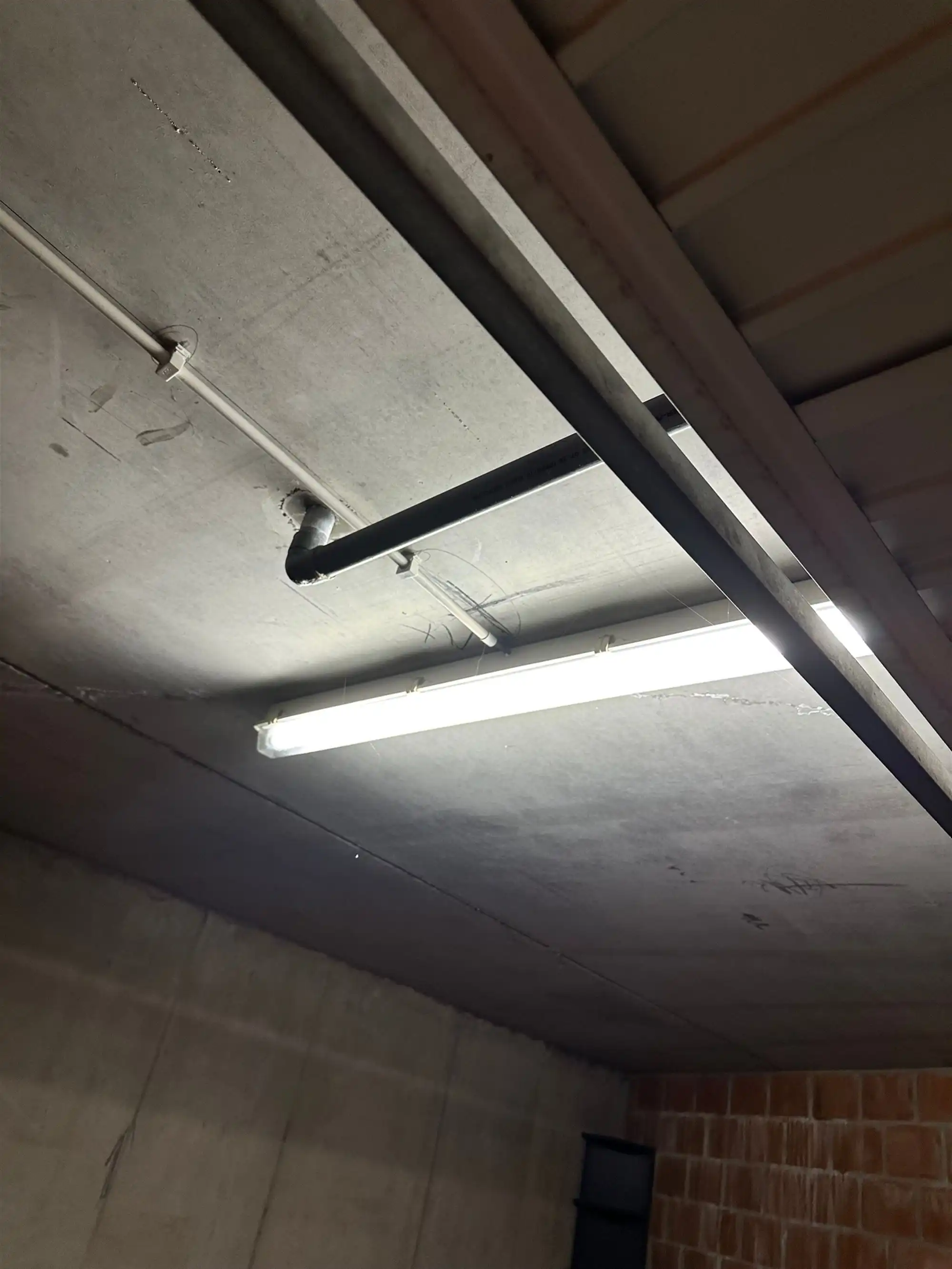 Grote (dubbele) garage in centrum! foto 5