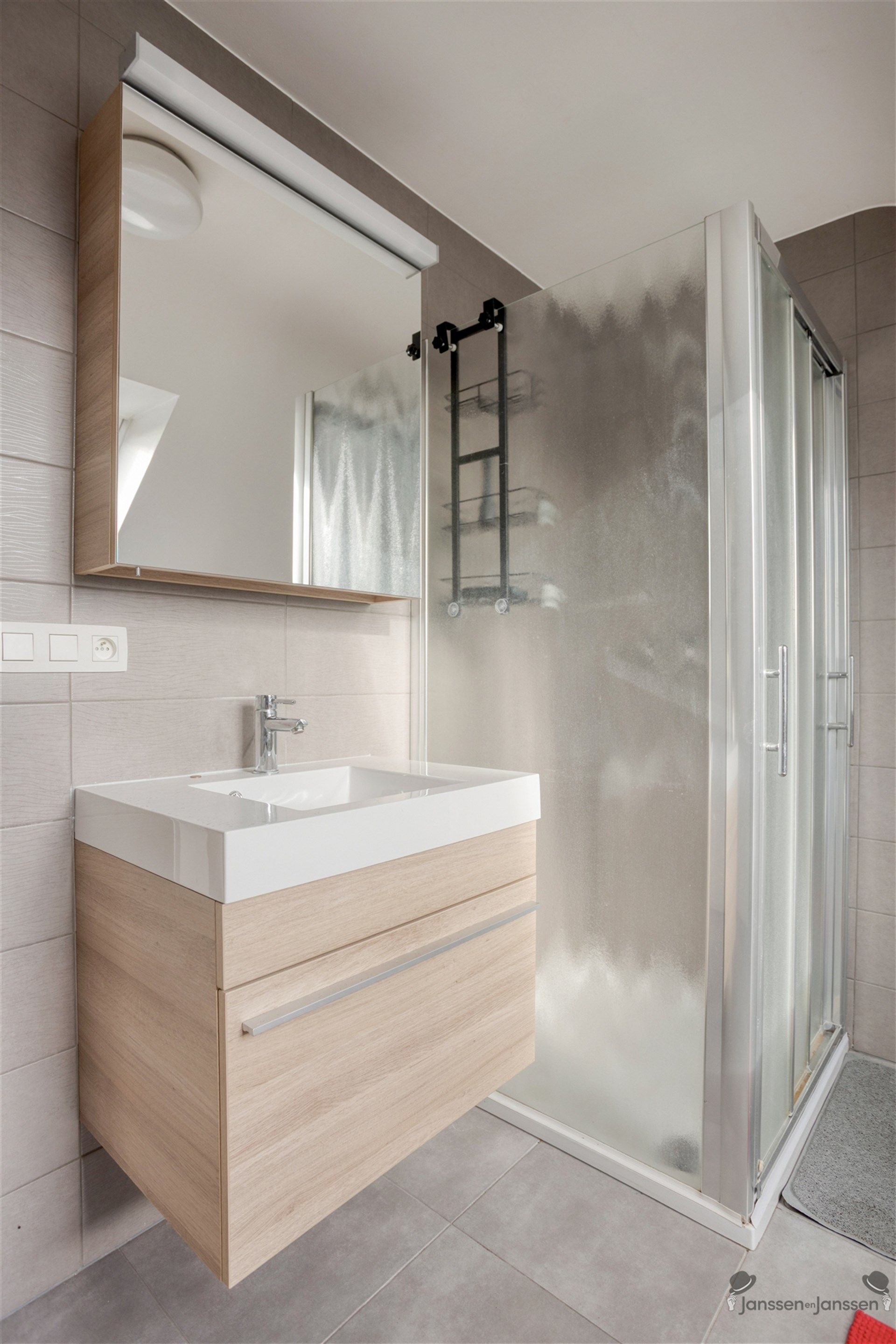 Energiezuinig appartement met terras en garage (EPC A) foto 16