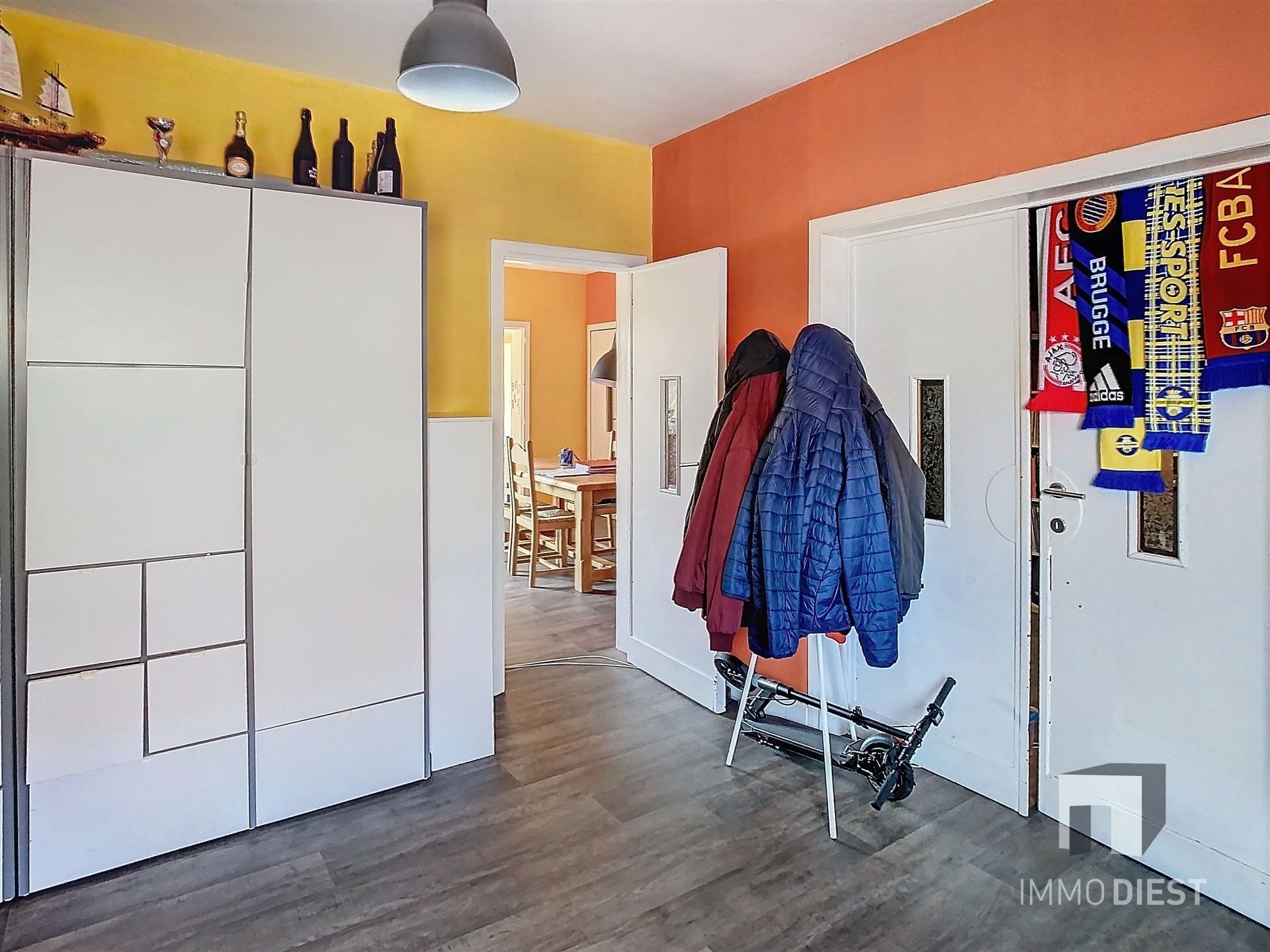 Rijwoning met garage en tuintje foto 5