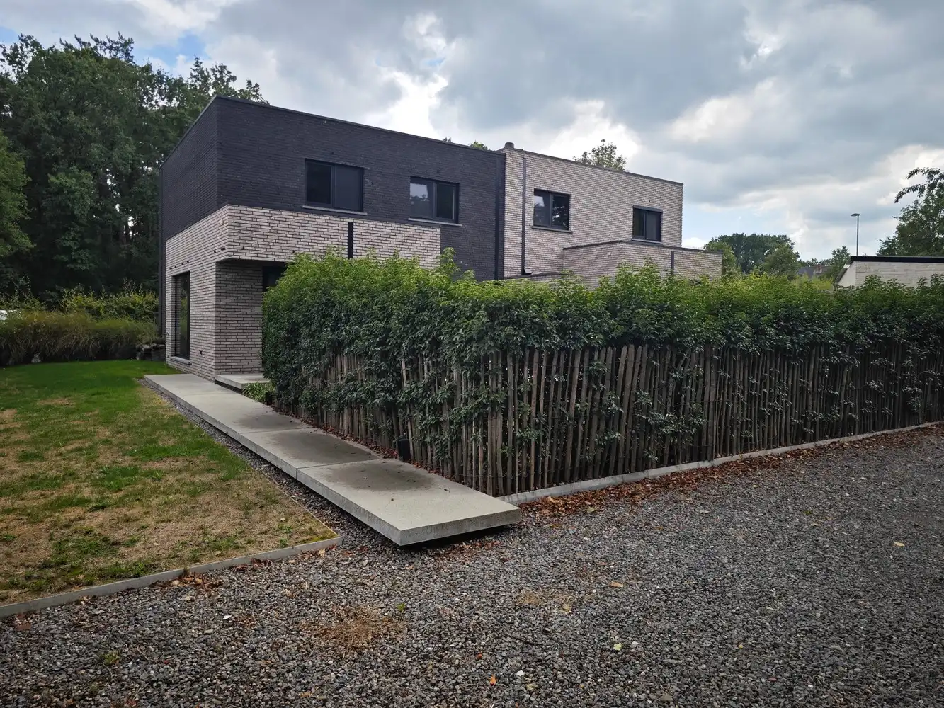 Uitstekend gelegen energiezuinige gezinswoning met 3 slpks foto 27
