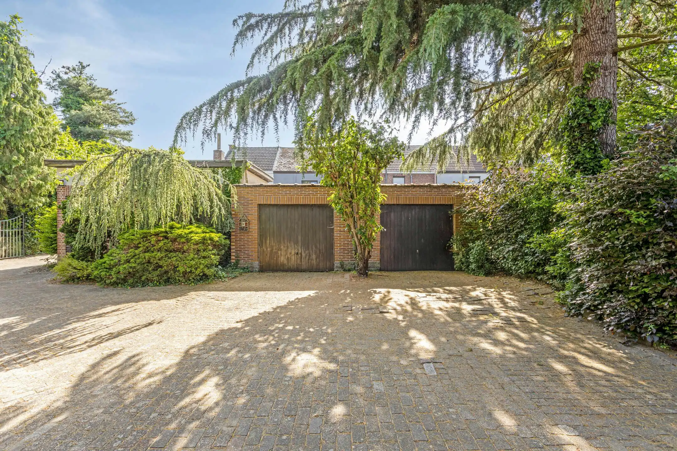 Deels te renoveren villa of tweewoonst met parktuin in Boom foto 36