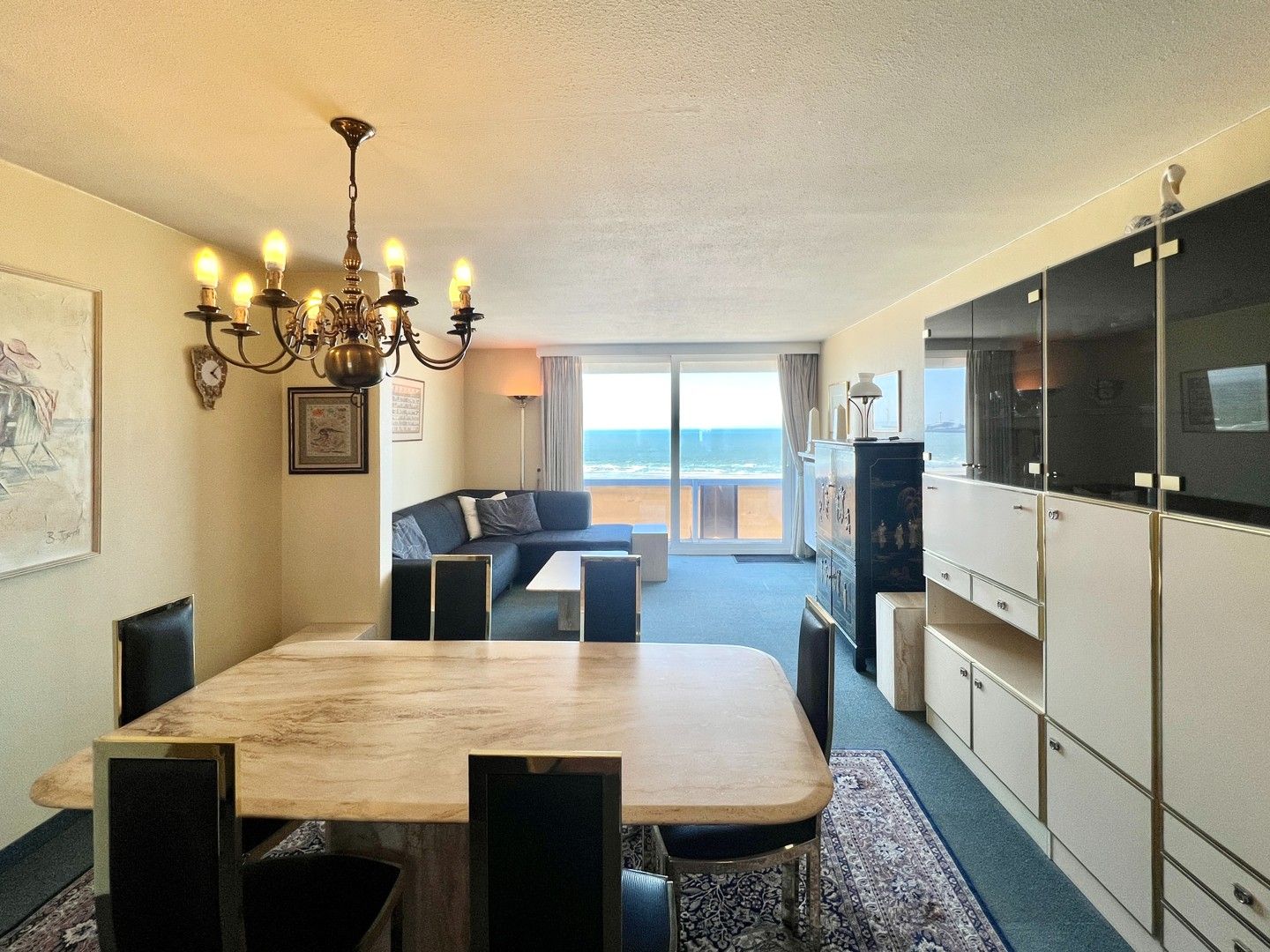 Te renoveren appartement met 2 slaapkamers op een uitstekende ligging foto 6