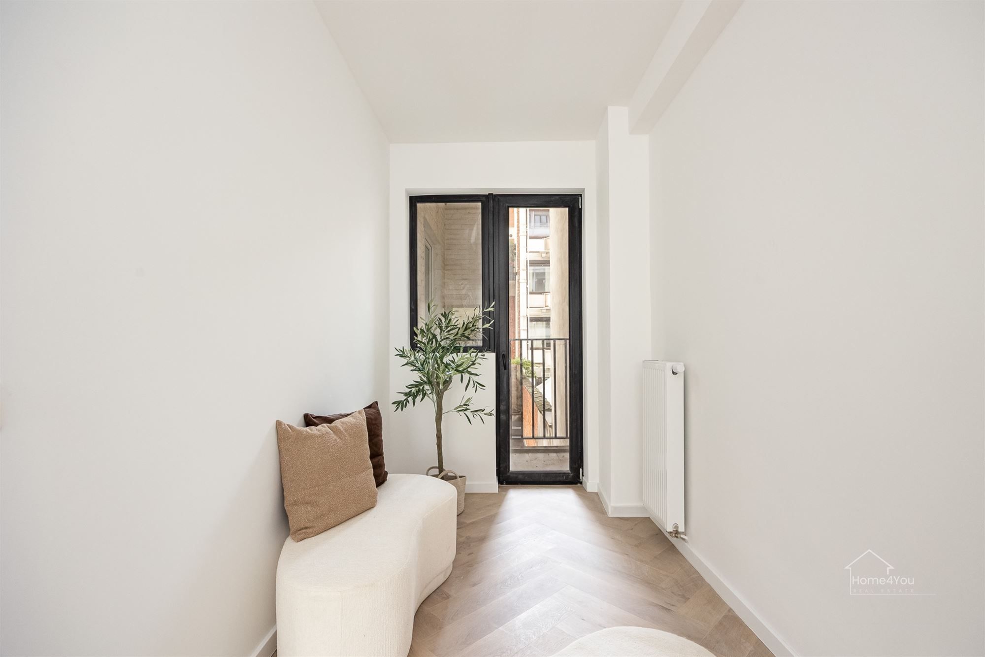 Prachtig gerenoveerd appartement in hartje Antwerpen te koop foto 3