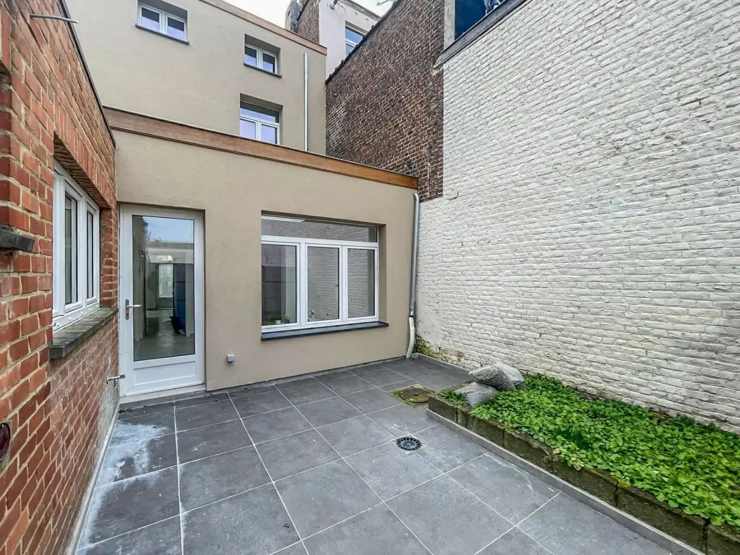 ZEER RUIME, VOLLEDIG GERENOVEERDE WONING (EPC: B) ! foto 15