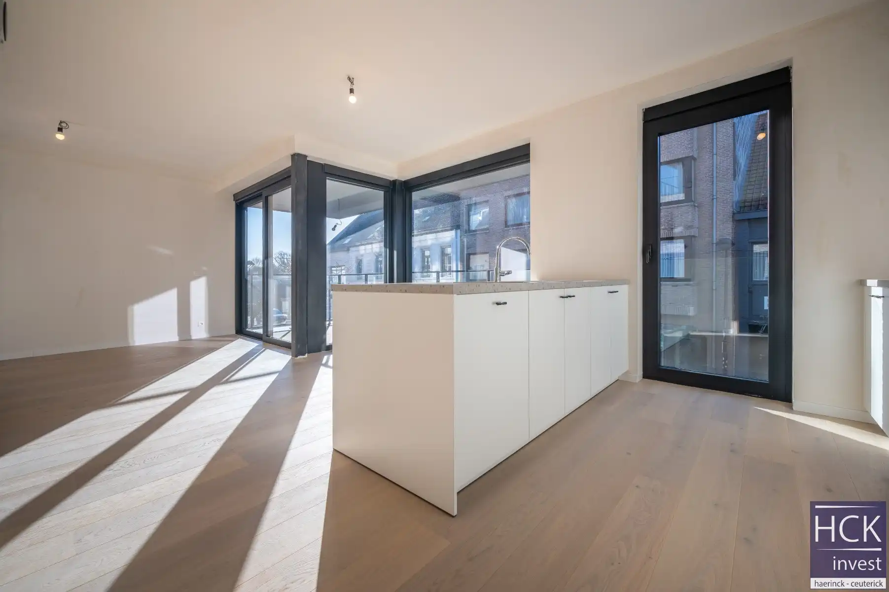 WAREGEM - Stijlvolle nieuwbouwappartementen op toplocatie foto 6