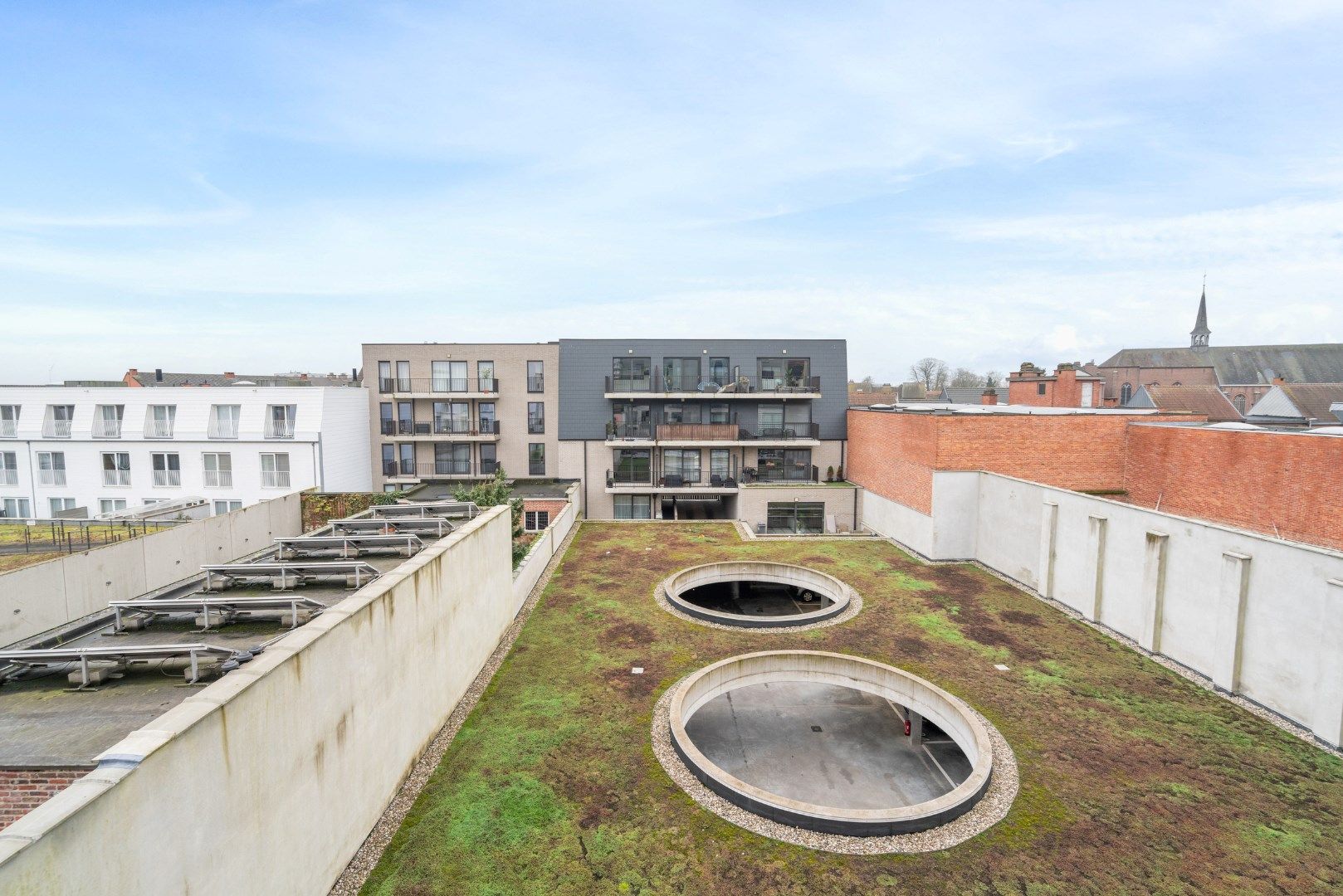 Te koop in Lokeren: Appartement met één slaapkamer foto 2