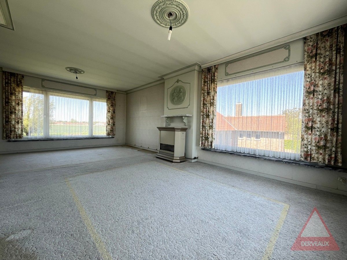 Ledegem – Landelijke halfopen woning met ruime tuin en volledig onderkelderd foto 3