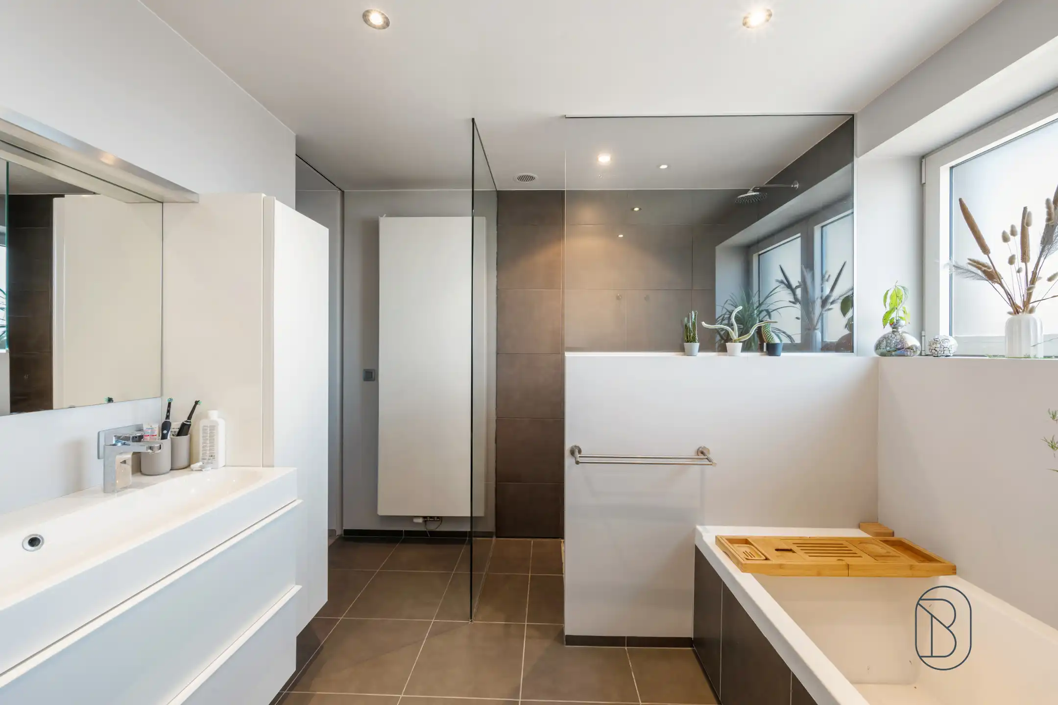 Leuke woning met stadstuin en EPC B, nabij centrum Kortrijk foto 15