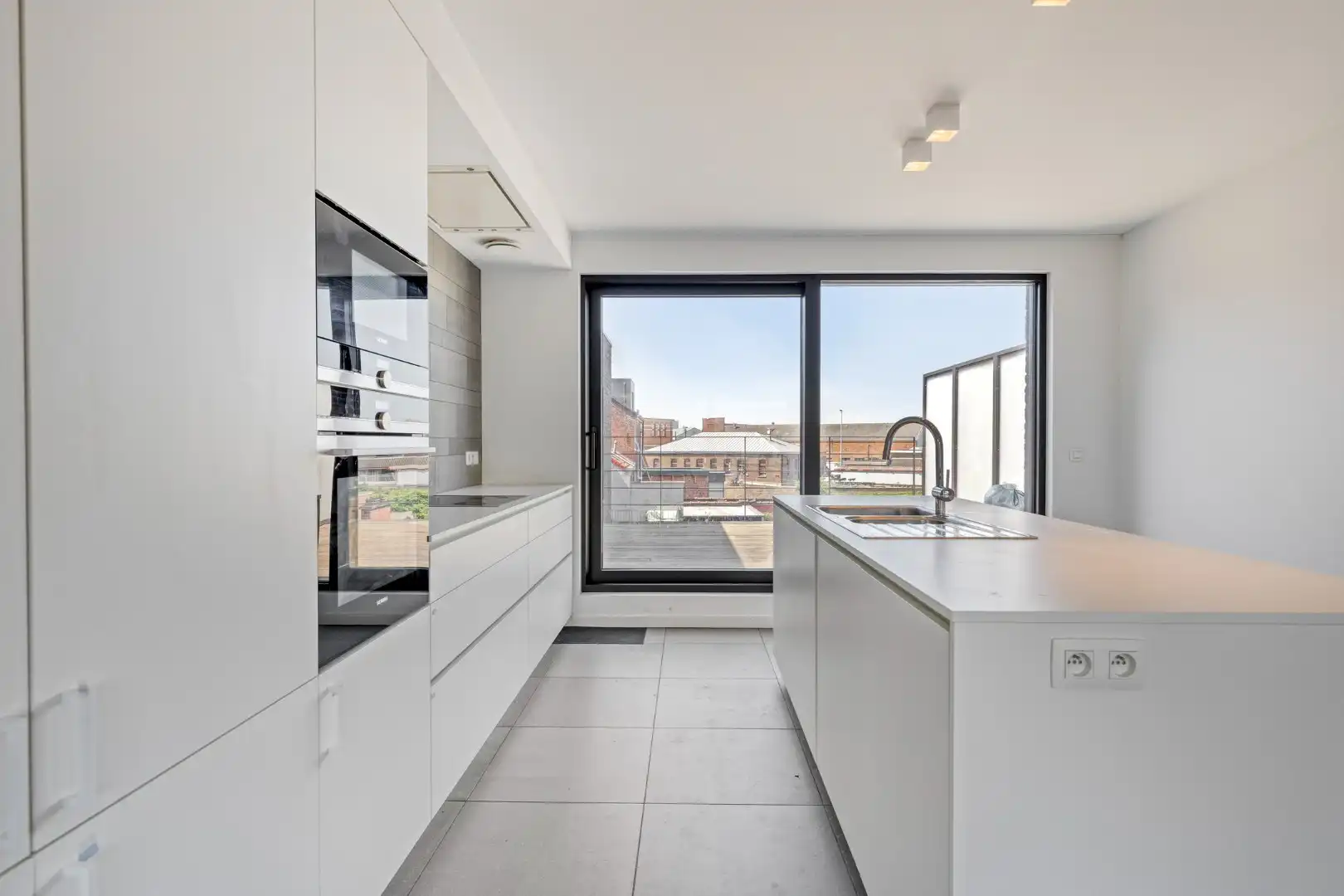 Instapklaar appartement met ruim terras en 2 slaapkamers - EPC A foto 11