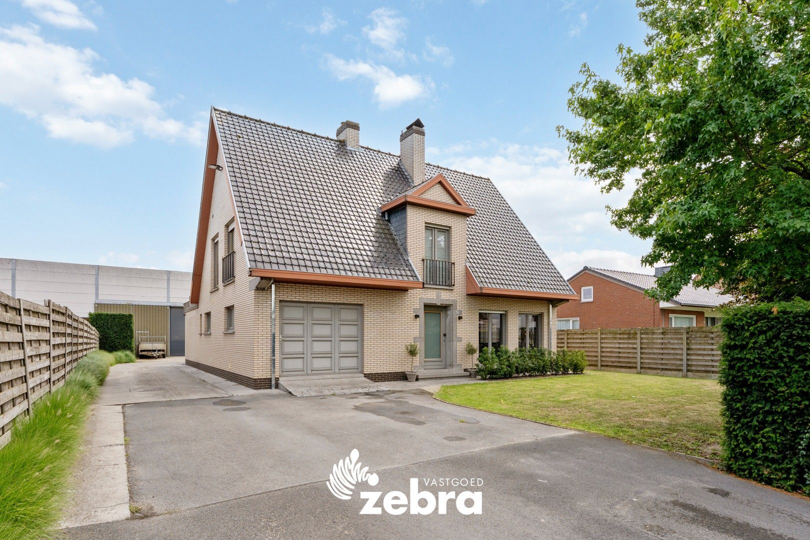 Instapklare woning met ruime loods van ± 600 m² te Oostrozebeke! foto 3
