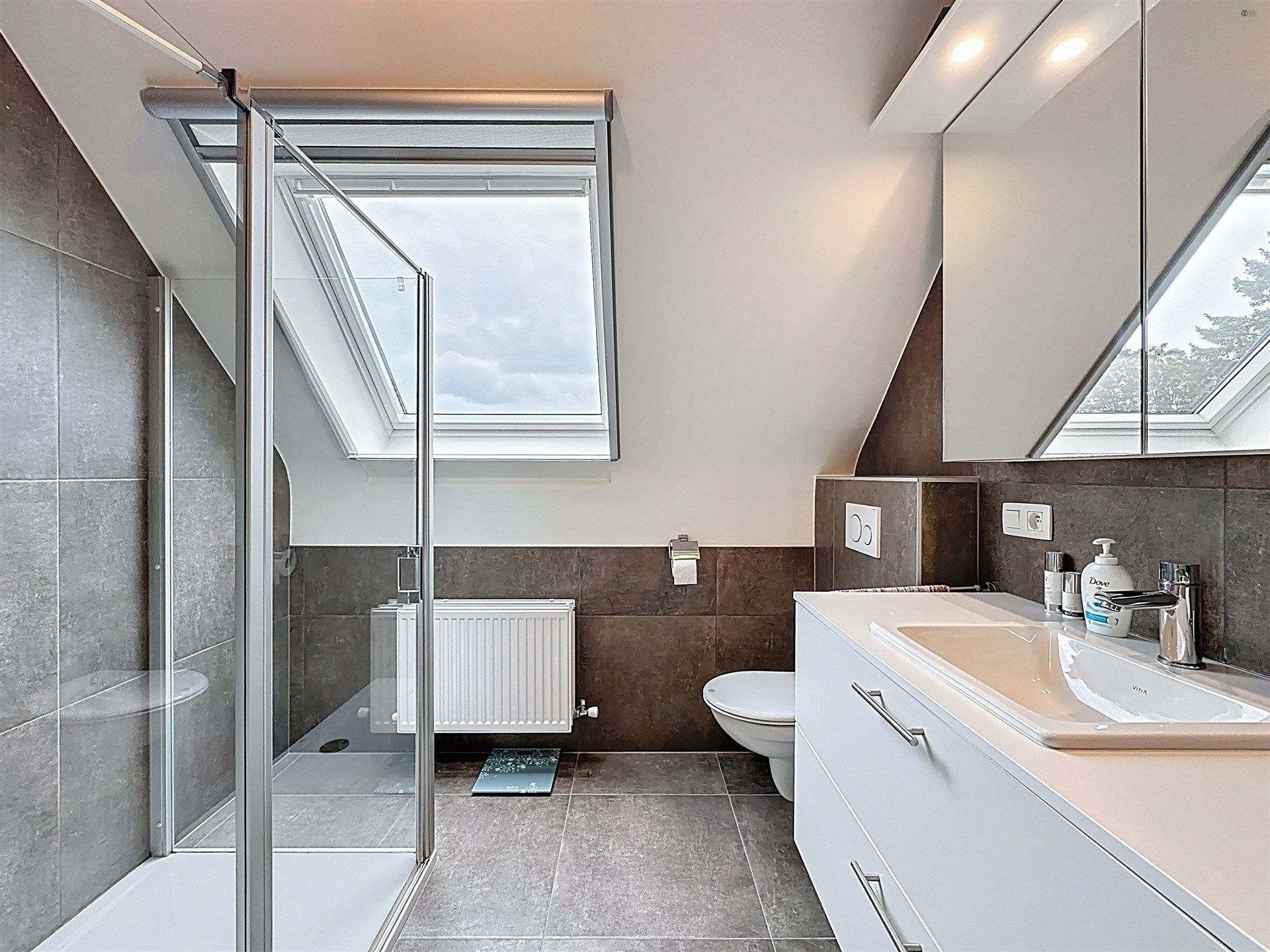 prachtige energiezuinige woning met 2 slaapkamers en ruime garage in Sint-Pauwels foto 17