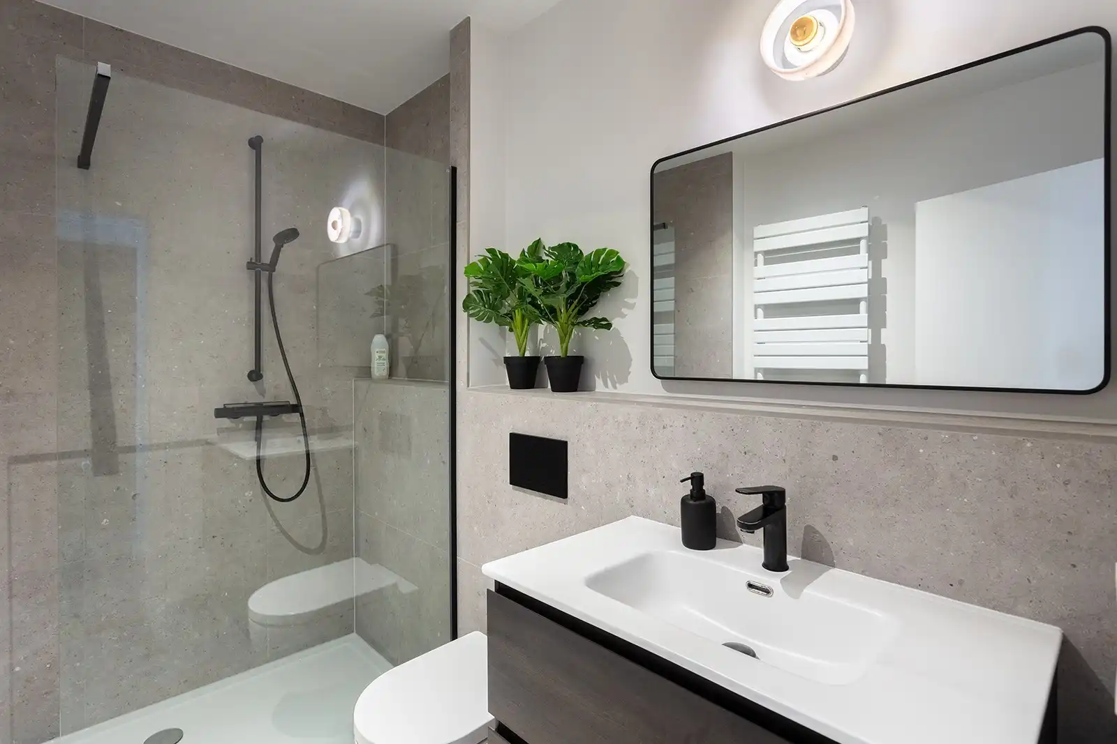 Gemeubeld appartement met terras in het hartje van Antwerpen foto 12