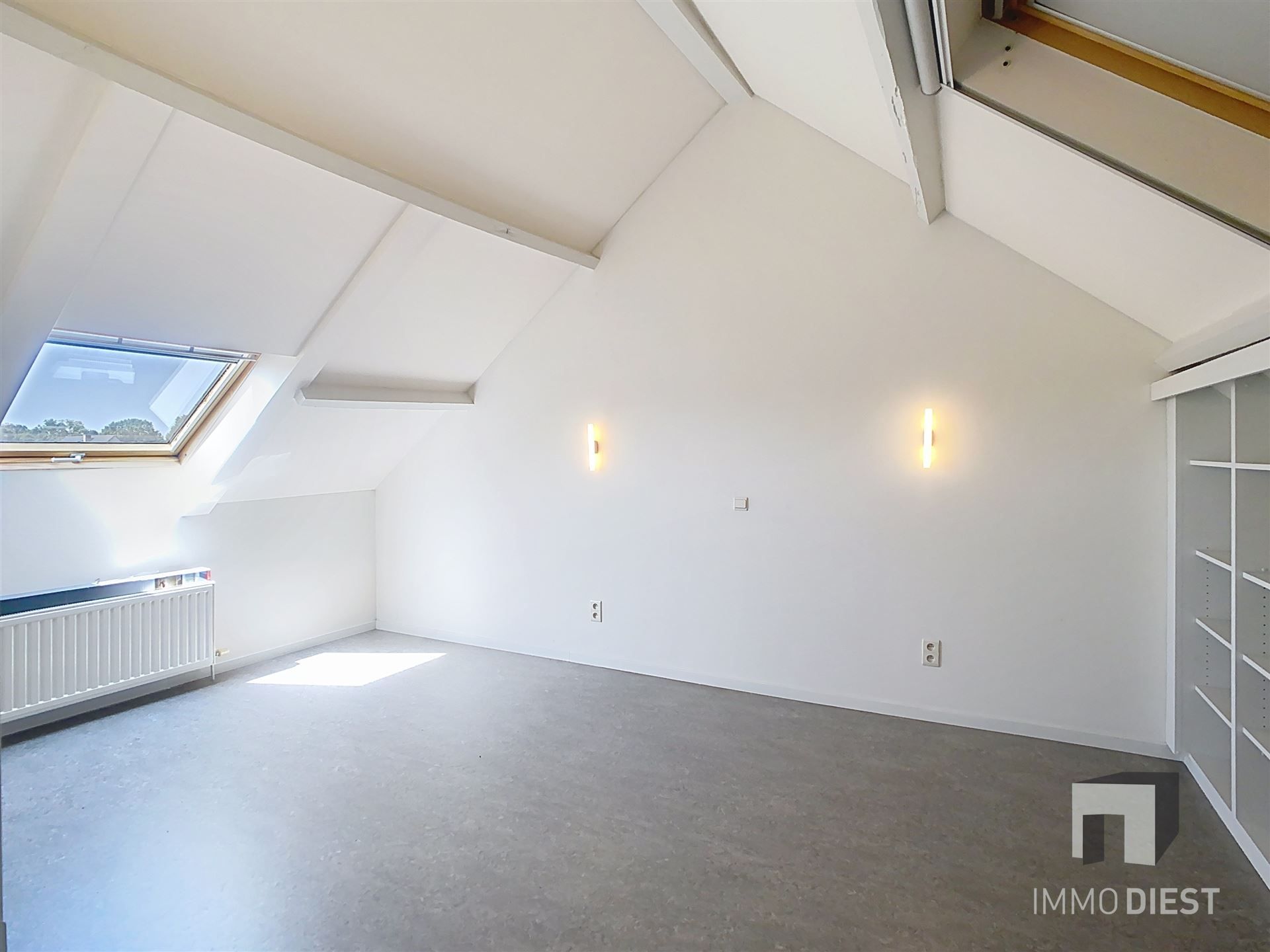 Hoekwoning foto 11