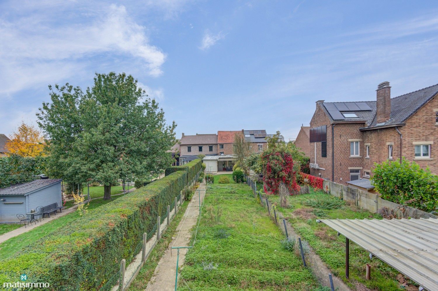 GEZINSWONING MET RUIME TUIN EN DRIE SLAAPKAMERS IN MARTENSLINDE foto 33